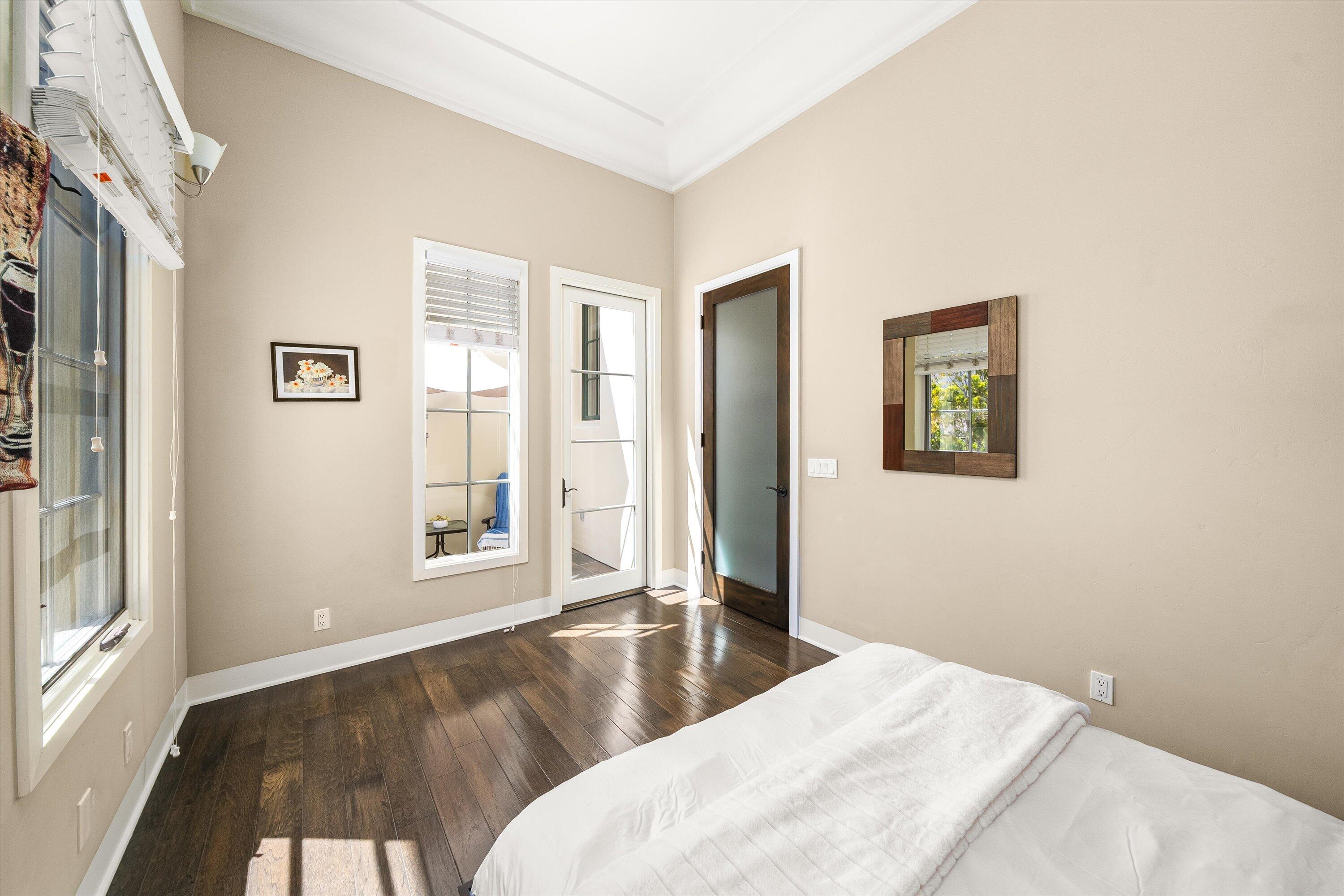 Santa Barbara, California 93101, United States, 3 Bedrooms Bedrooms, ,3 BathroomsBathrooms,Residential,Active,162989