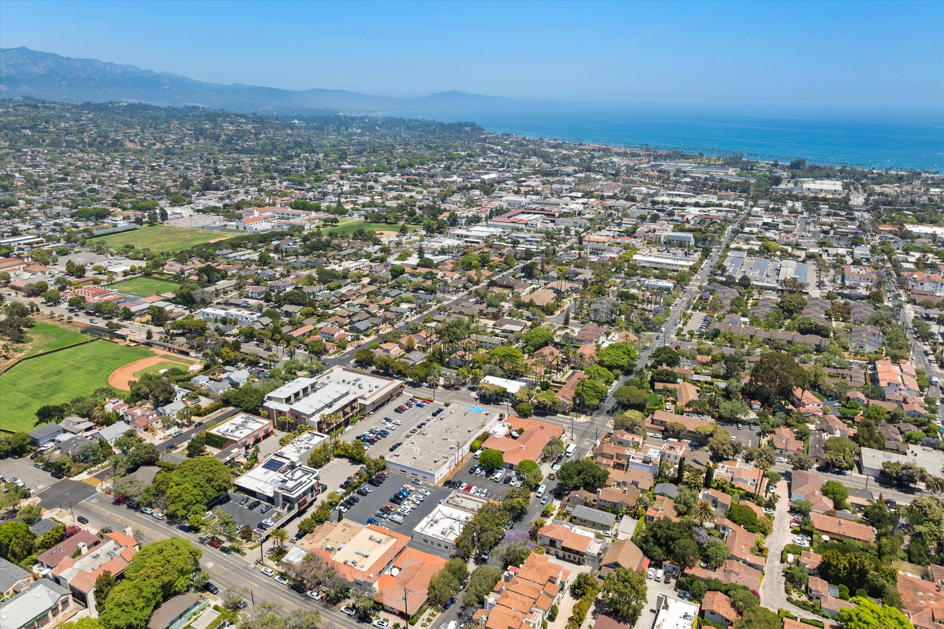 Santa Barbara, California 93101, United States, 3 Bedrooms Bedrooms, ,3 BathroomsBathrooms,Residential,Active,162989