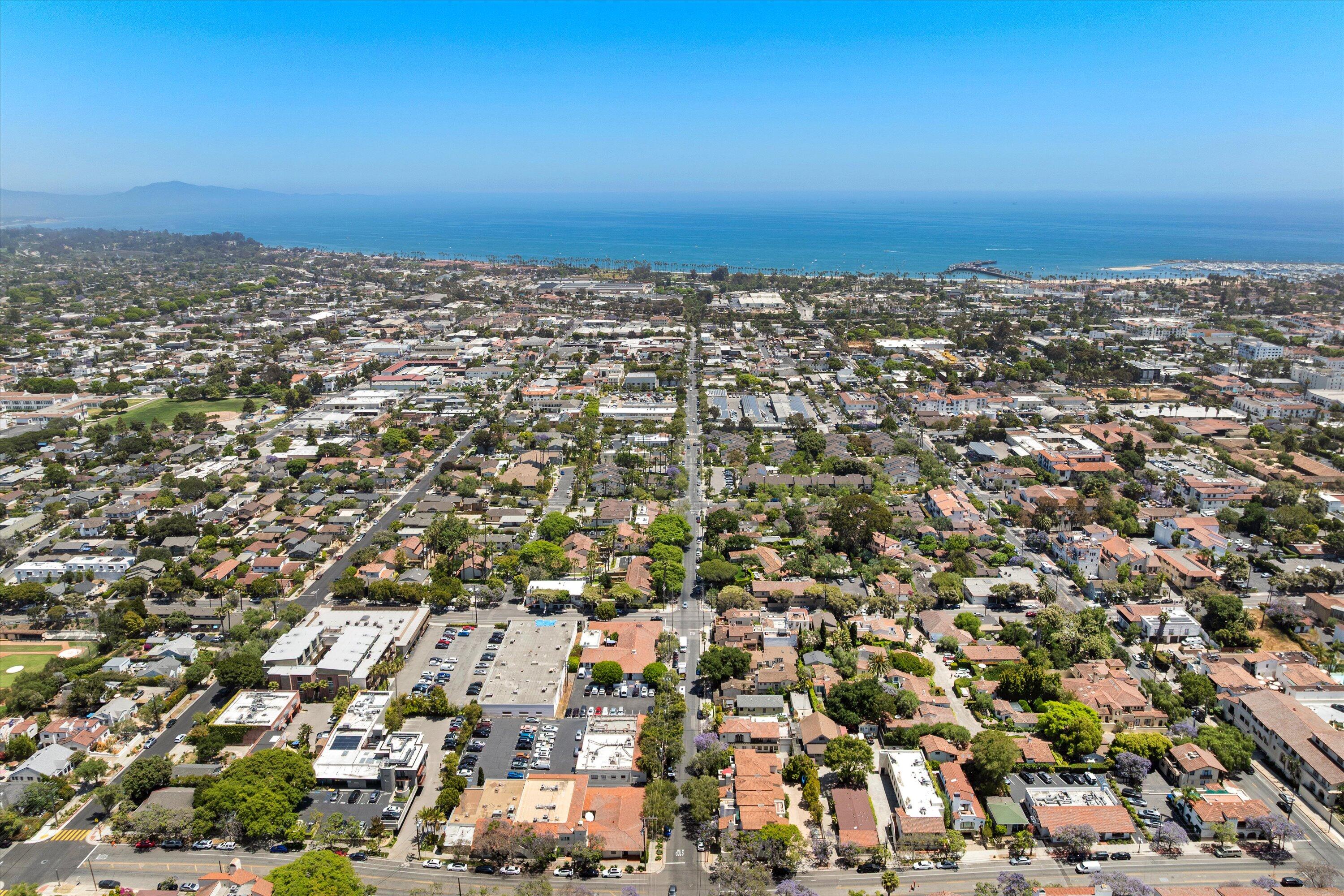 Santa Barbara, California 93101, United States, 3 Bedrooms Bedrooms, ,3 BathroomsBathrooms,Residential,Active,162989