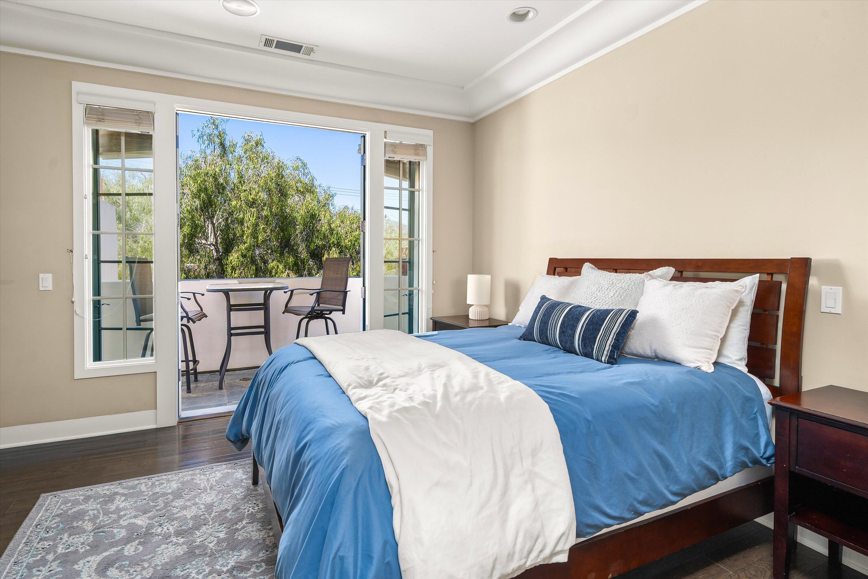 Santa Barbara, California 93101, United States, 3 Bedrooms Bedrooms, ,3 BathroomsBathrooms,Residential,Active,162989