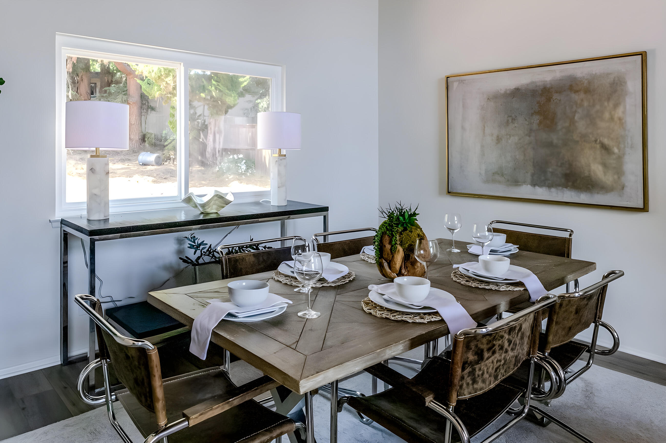 Santa Barbara, California 93111, United States, 5 Bedrooms Bedrooms, ,4 BathroomsBathrooms,Residential,Active,166710