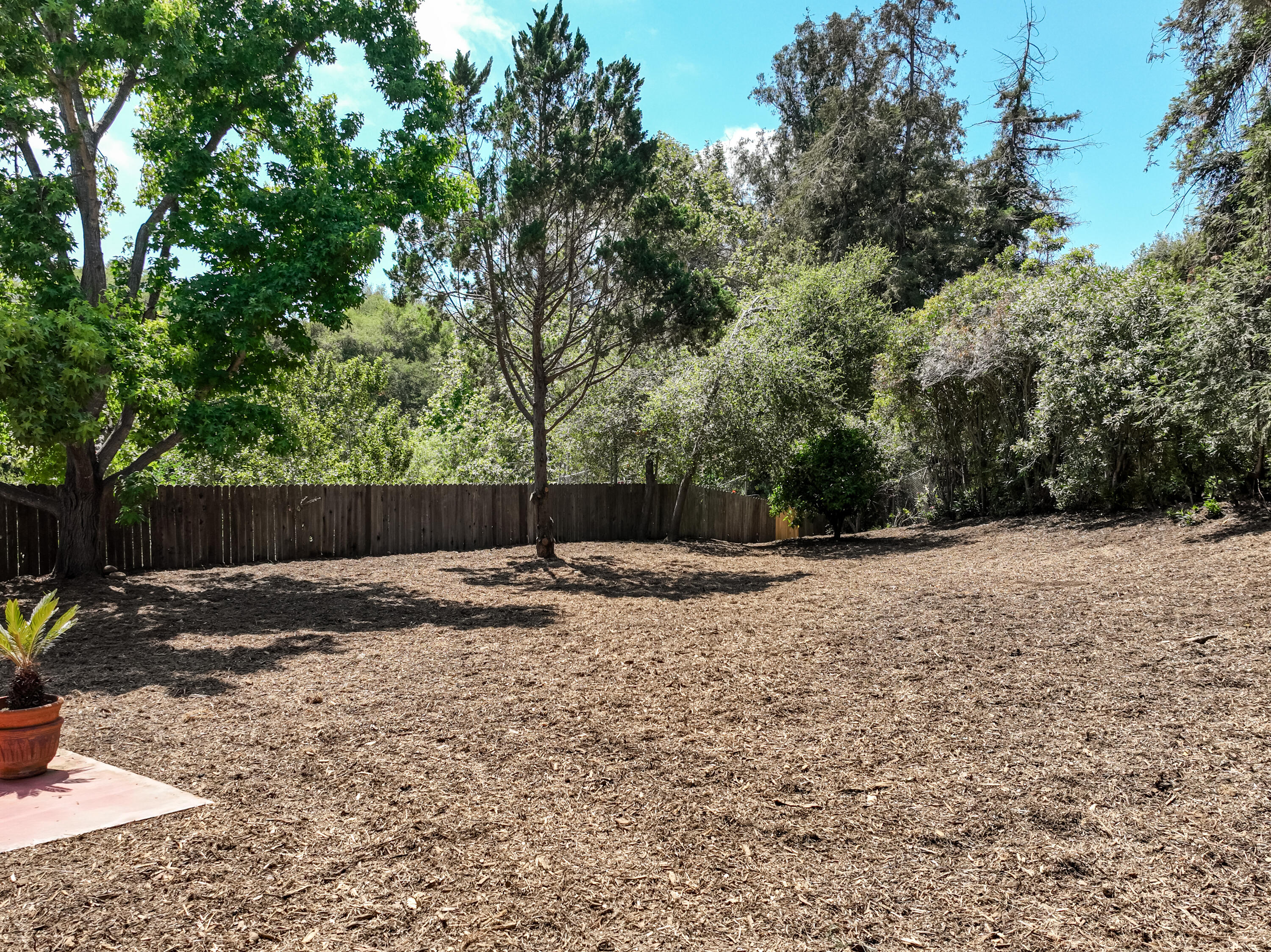 Santa Barbara, California 93111, United States, 5 Bedrooms Bedrooms, ,4 BathroomsBathrooms,Residential,Active,166710