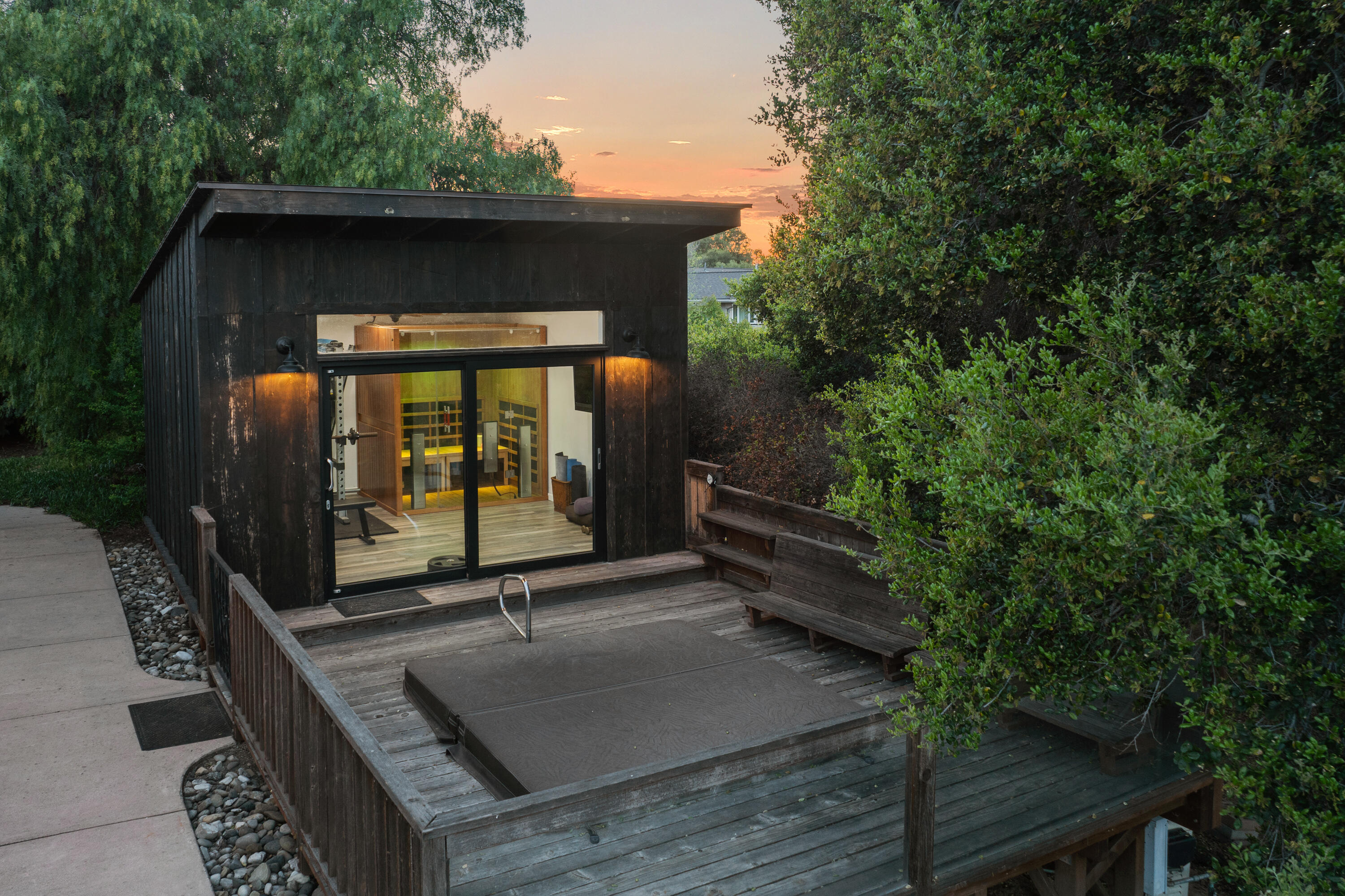 Solvang, California 93463, United States, 4 Bedrooms Bedrooms, ,3 BathroomsBathrooms,Residential,Active,111695