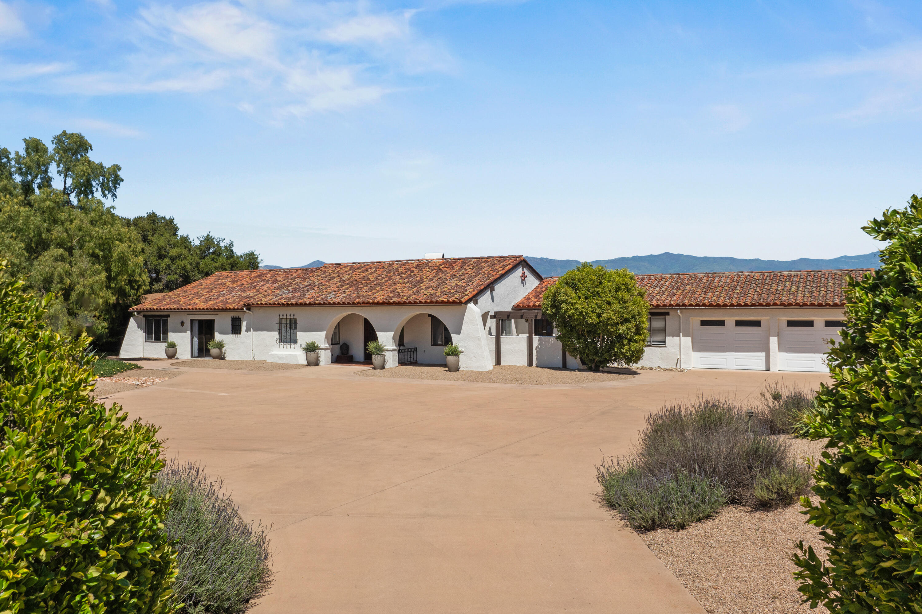 Solvang, California 93463, United States, 4 Bedrooms Bedrooms, ,3 BathroomsBathrooms,Residential,Active,111695