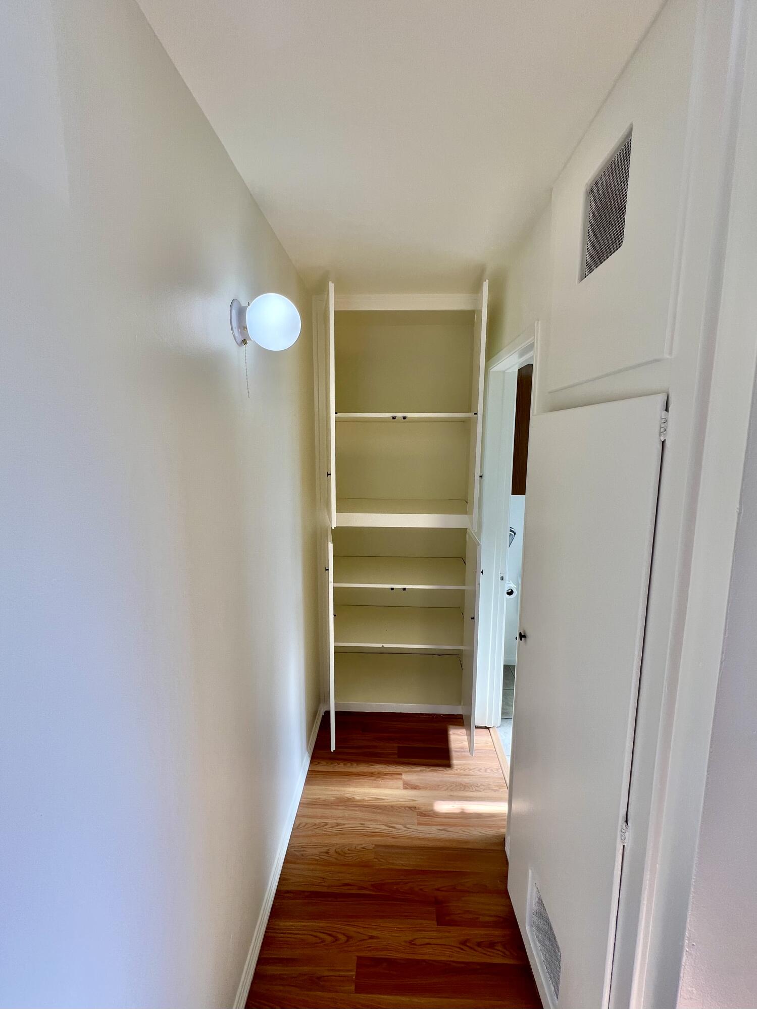 Santa Barbara, California 93103, United States, 1 Bedroom Bedrooms, ,1 BathroomBathrooms,Residential,Active,226976