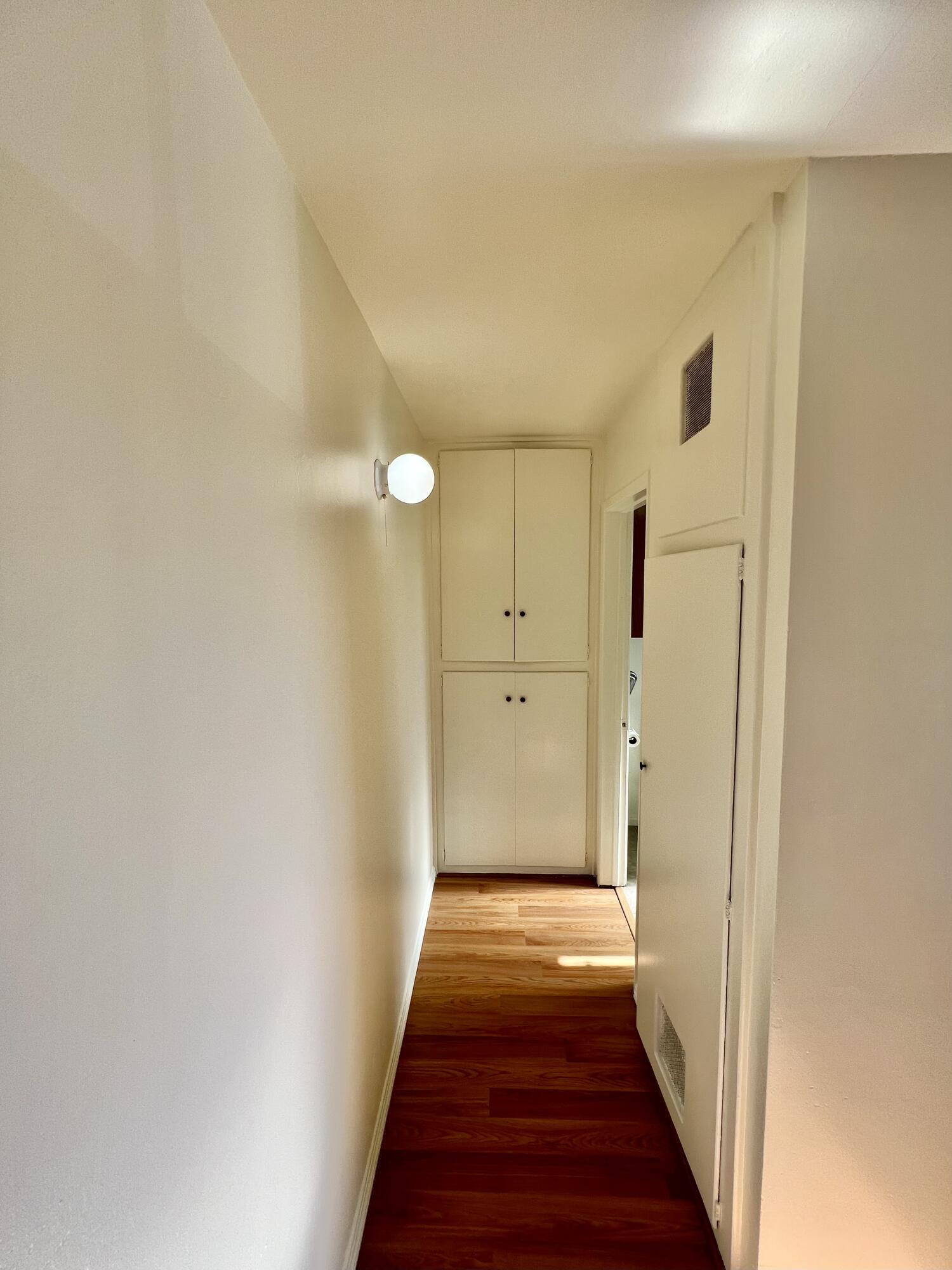 Santa Barbara, California 93103, United States, 1 Bedroom Bedrooms, ,1 BathroomBathrooms,Residential,Active,226976