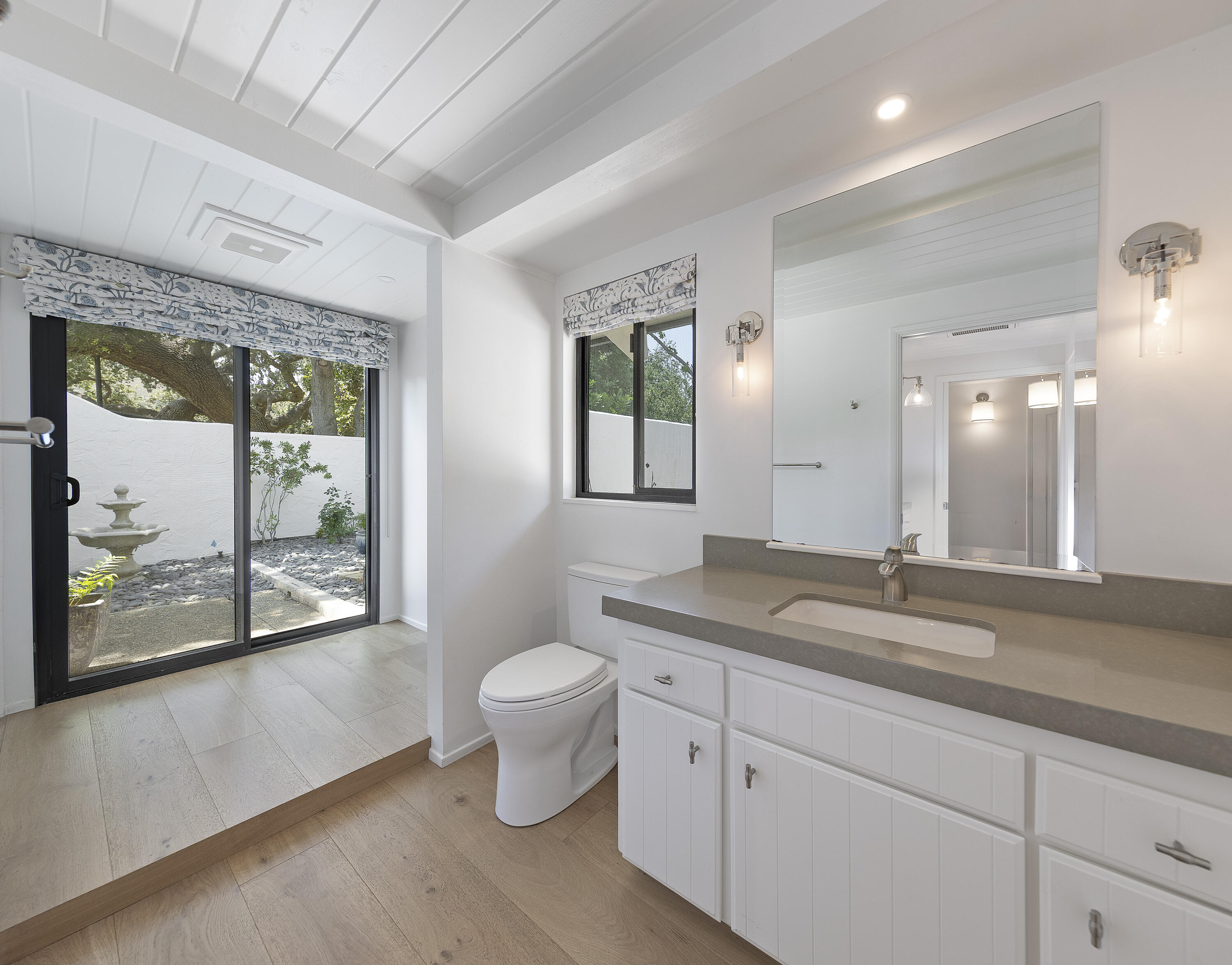 Solvang, California 93463, United States, 3 Bedrooms Bedrooms, ,3 BathroomsBathrooms,Residential,Active,167750