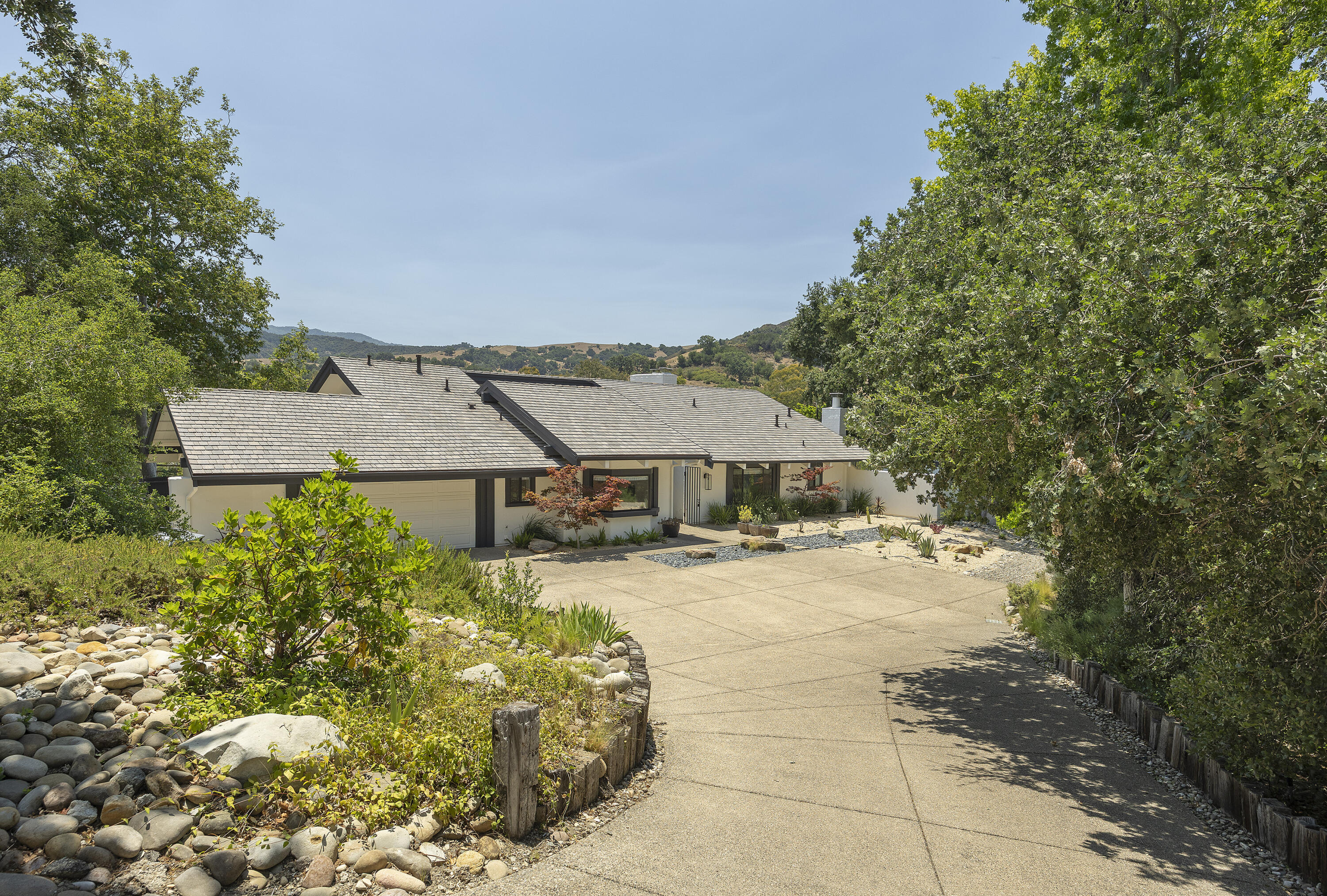 Solvang, California 93463, United States, 3 Bedrooms Bedrooms, ,3 BathroomsBathrooms,Residential,Active,167750