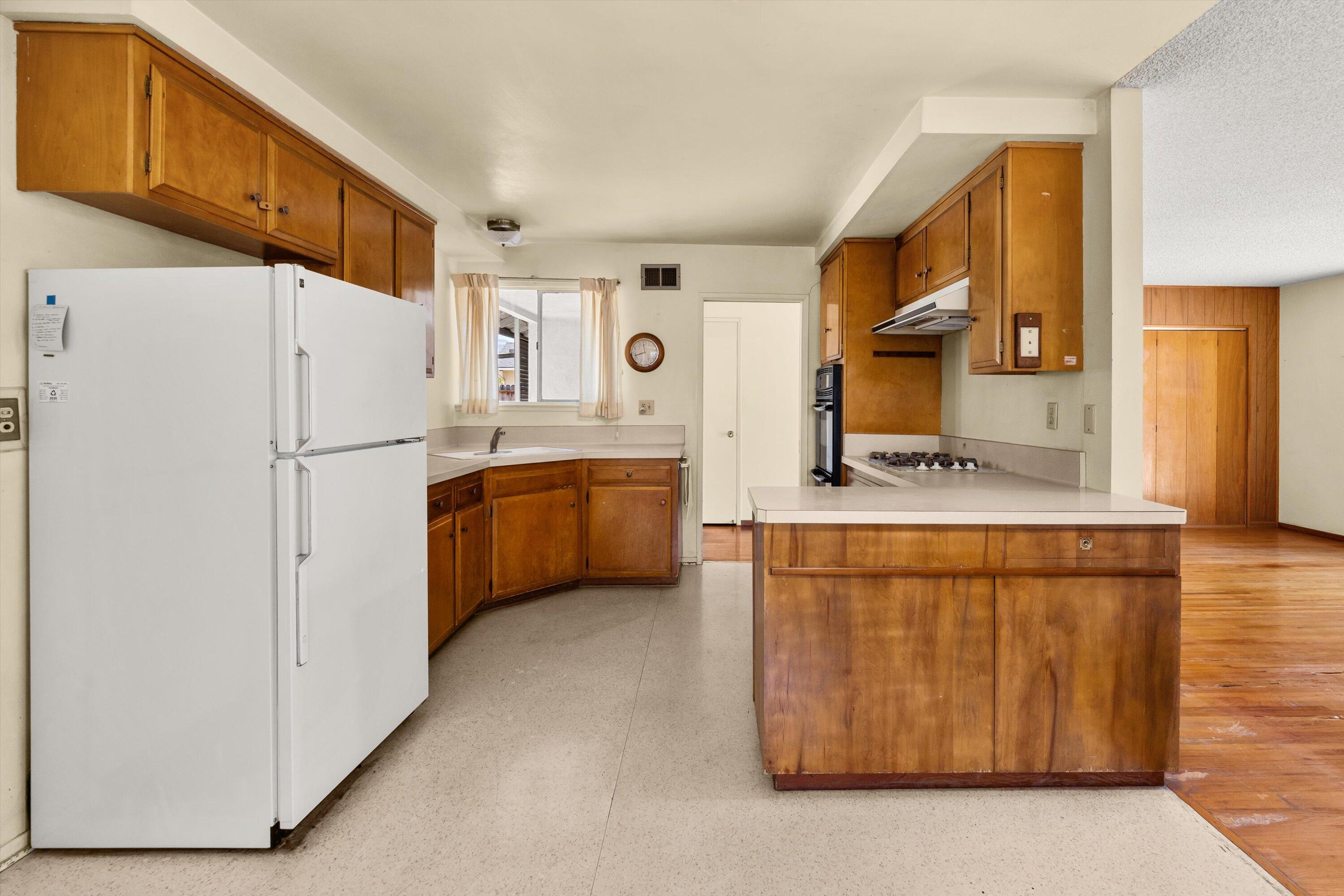 Goleta, California 93117, United States, 3 Bedrooms Bedrooms, ,2 BathroomsBathrooms,Residential,Active,168286