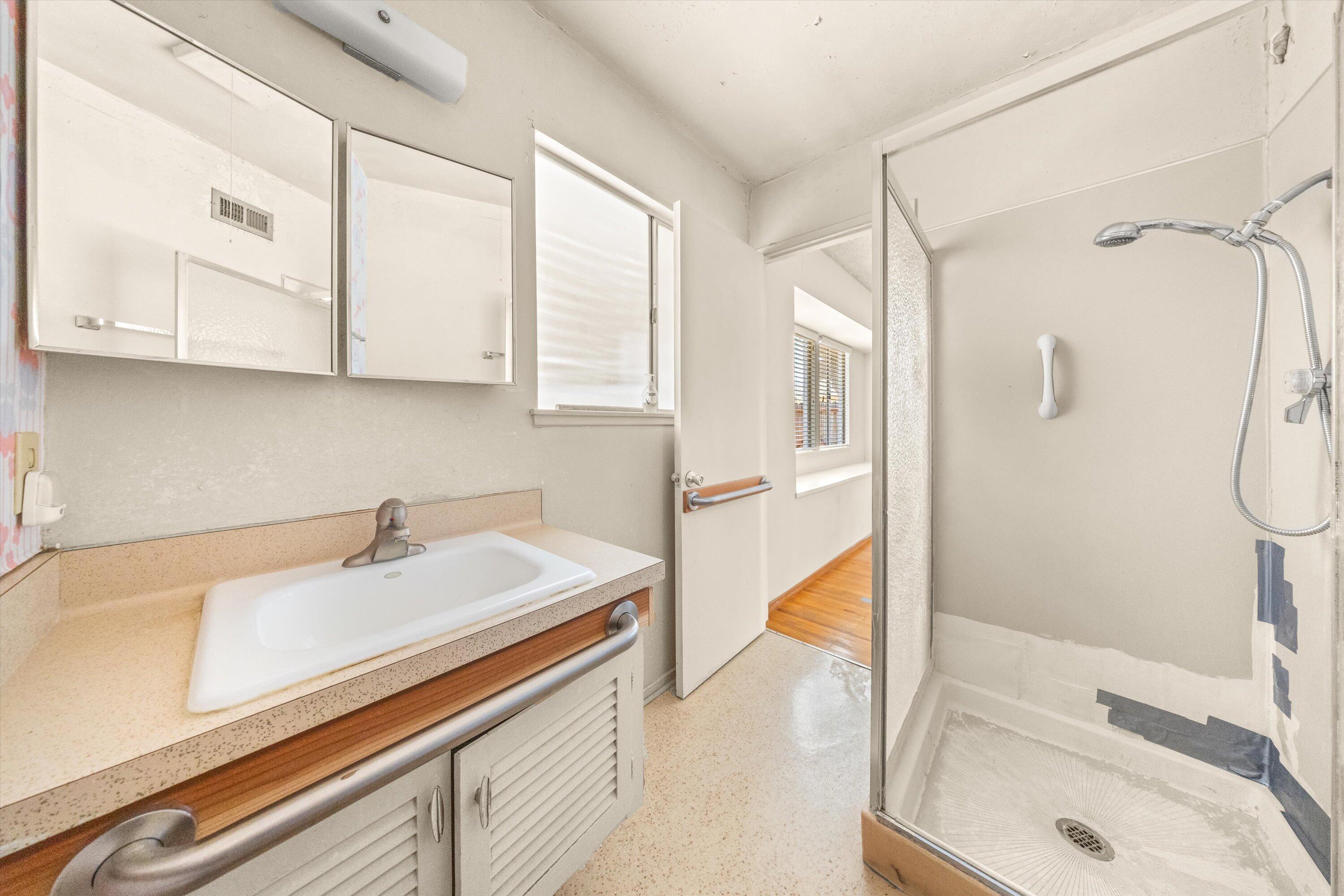 Goleta, California 93117, United States, 3 Bedrooms Bedrooms, ,2 BathroomsBathrooms,Residential,Active,168286