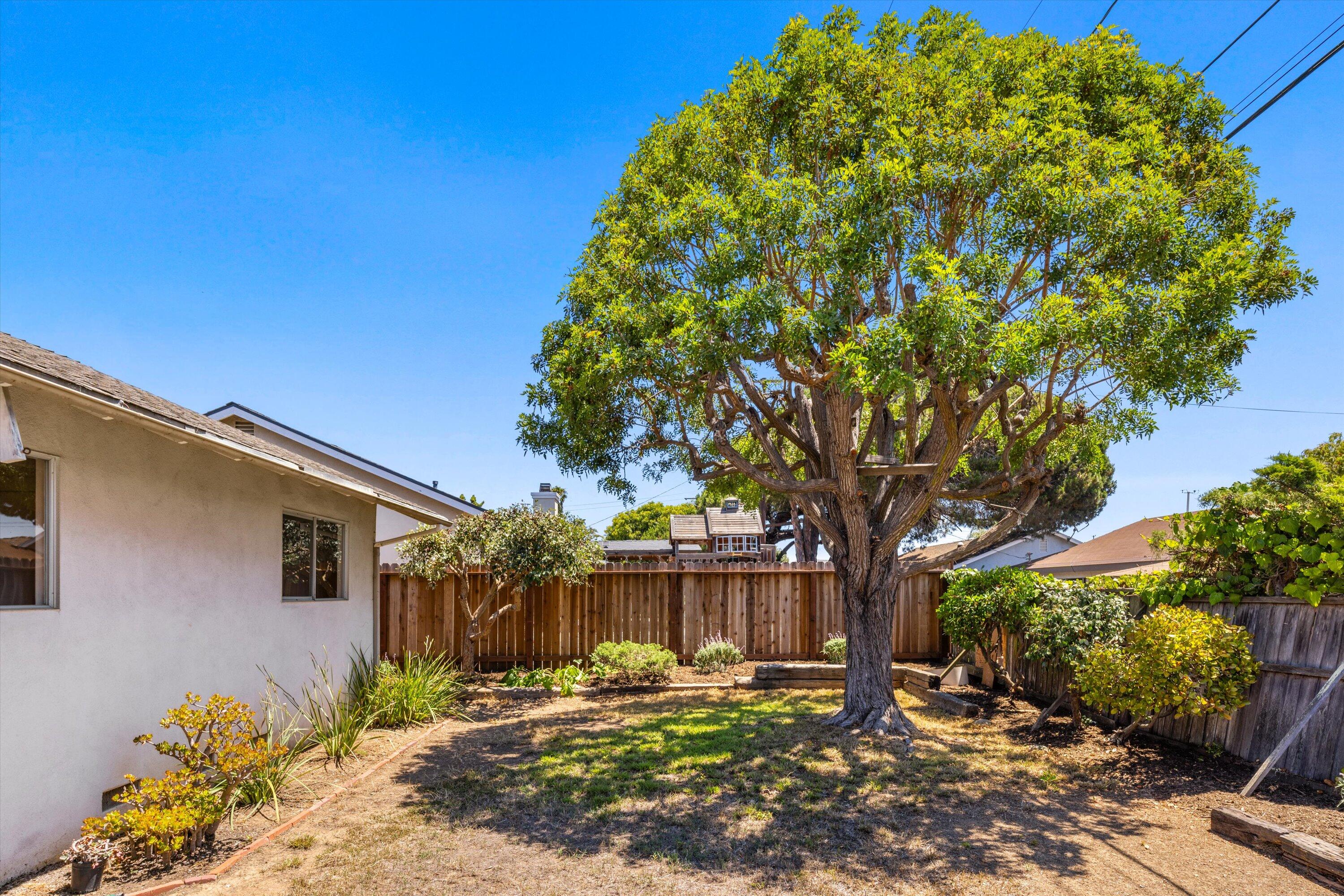 Goleta, California 93117, United States, 3 Bedrooms Bedrooms, ,2 BathroomsBathrooms,Residential,Active,168286