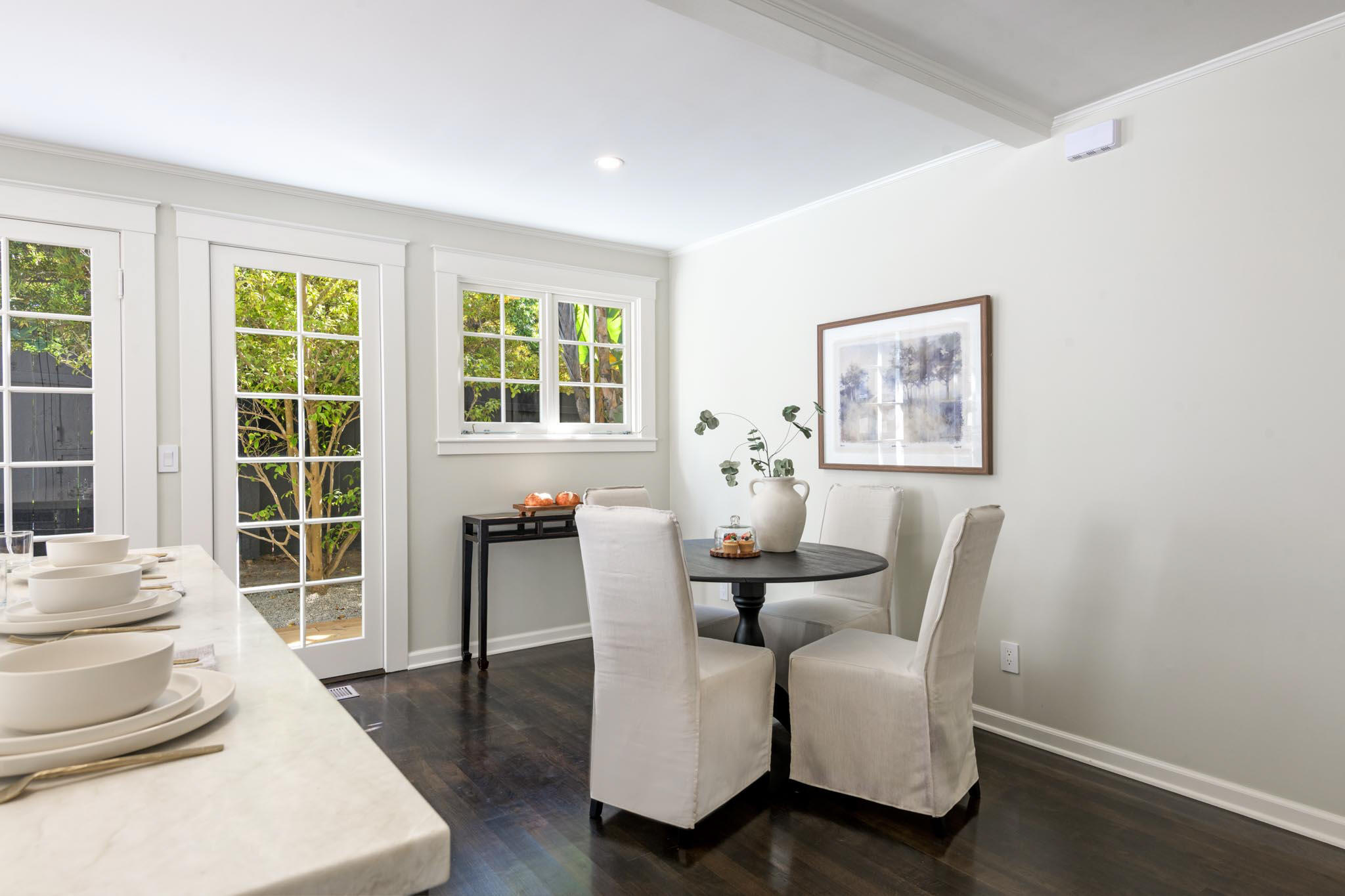 Santa Barbara, California 93101, United States, 3 Bedrooms Bedrooms, ,4 BathroomsBathrooms,Residential,Active,207071