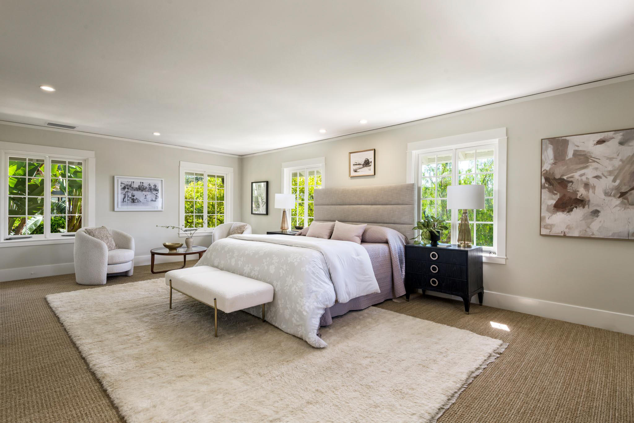 Santa Barbara, California 93101, United States, 3 Bedrooms Bedrooms, ,4 BathroomsBathrooms,Residential,Active,207071