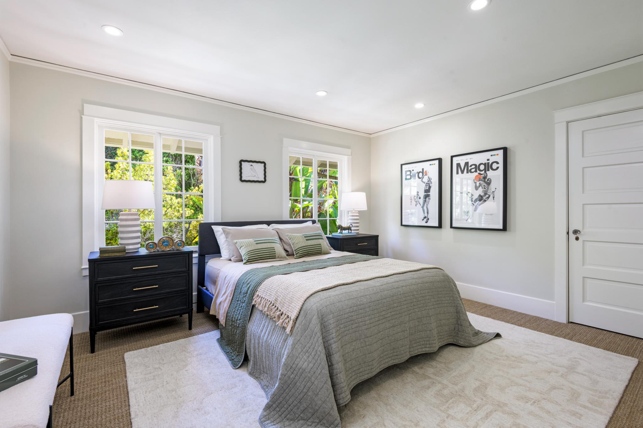 Santa Barbara, California 93101, United States, 3 Bedrooms Bedrooms, ,4 BathroomsBathrooms,Residential,Active,207071