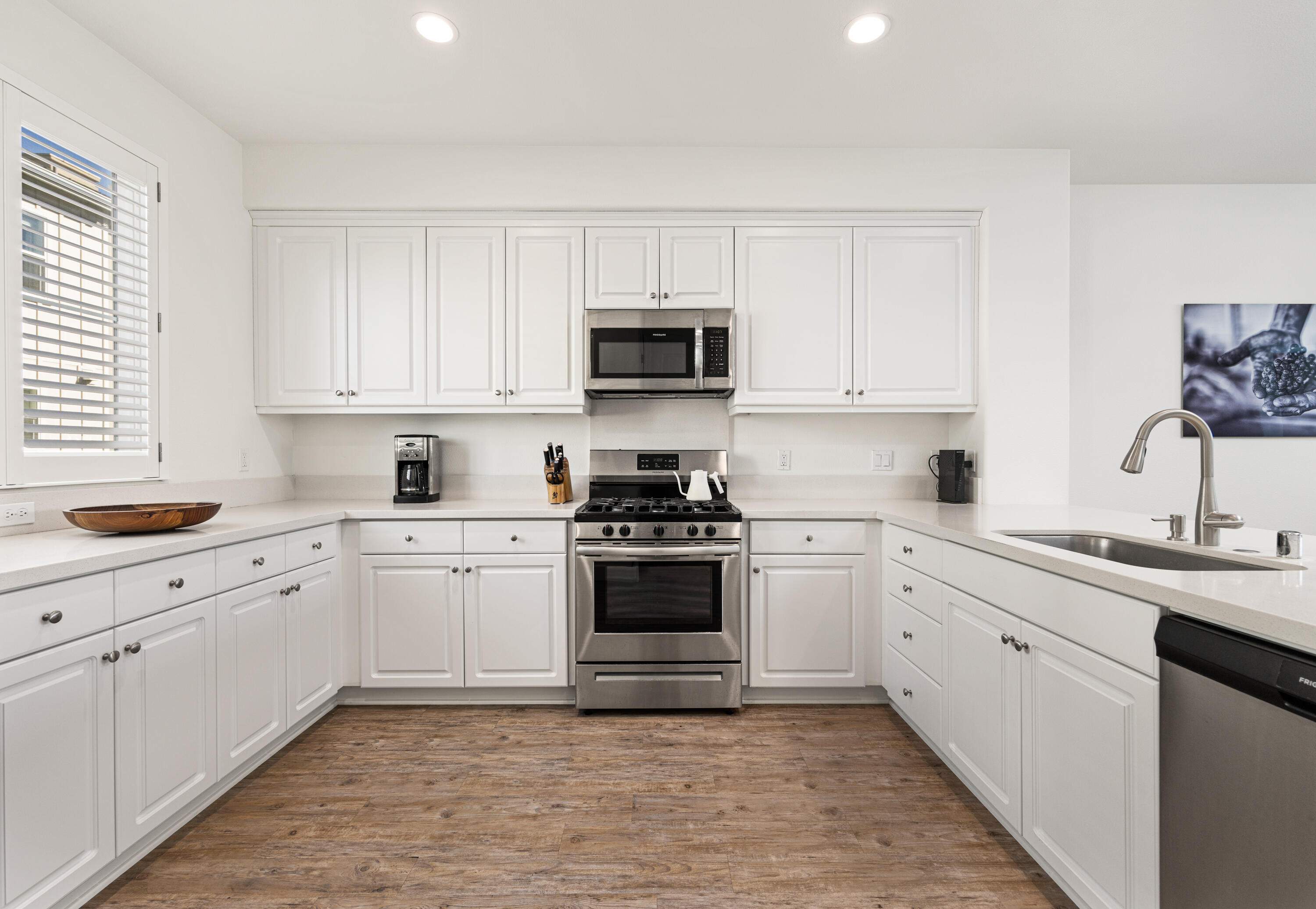 Buellton, California 93427, United States, 3 Bedrooms Bedrooms, ,4 BathroomsBathrooms,Residential,Active,14446