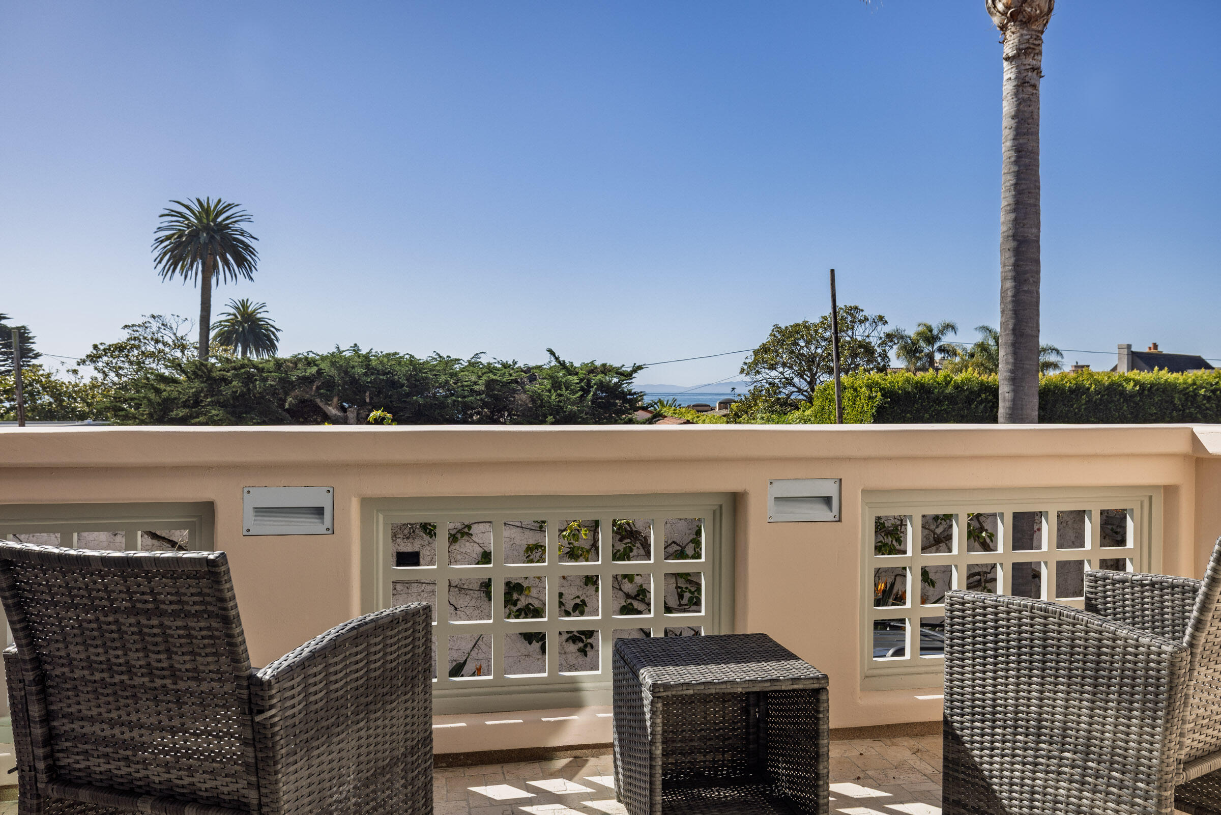 Santa Barbara, California 93108, United States, 3 Bedrooms Bedrooms, ,3 BathroomsBathrooms,Residential,Active,89525