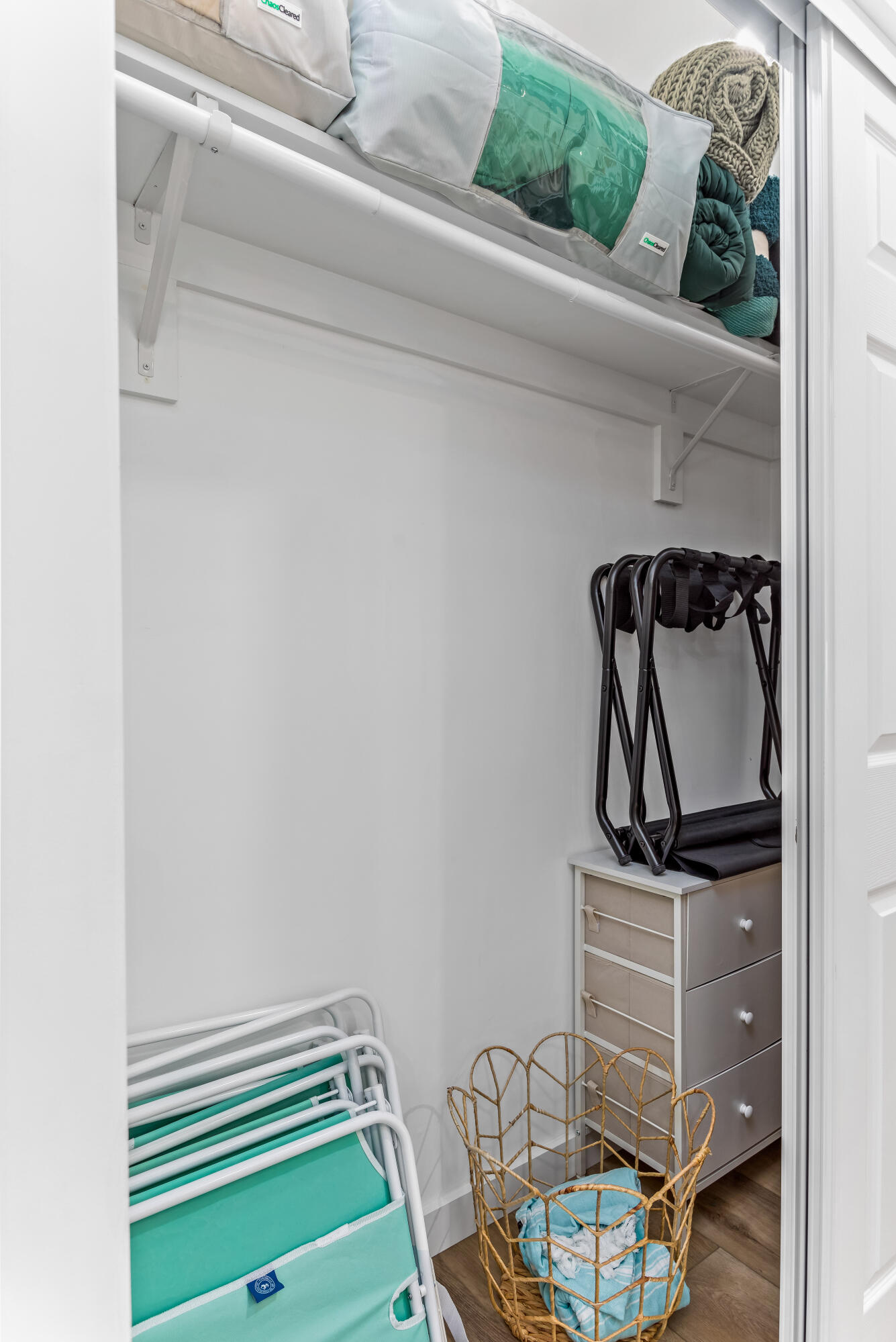 Carpinteria, California 93013, United States, 1 Bedroom Bedrooms, ,1 BathroomBathrooms,Residential,Active,204865