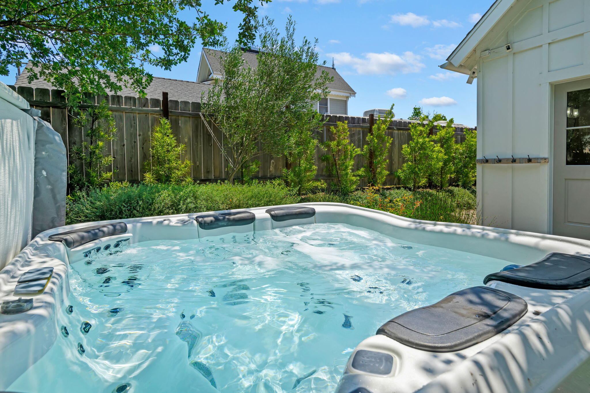 Santa Ynez, California 93460, United States, 4 Bedrooms Bedrooms, ,3 BathroomsBathrooms,Residential,Active,152261