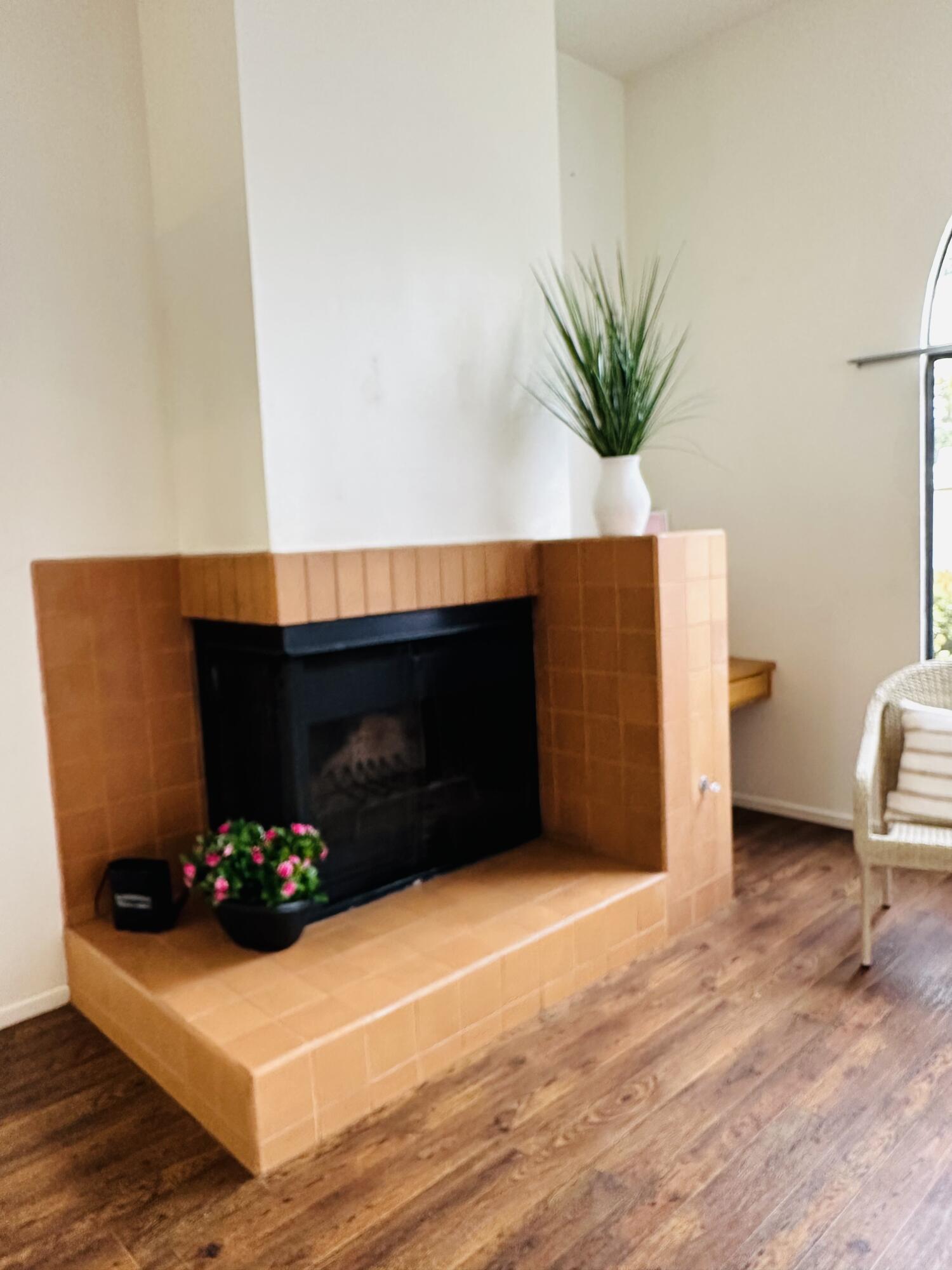 Lompoc, California 93436, United States, 2 Bedrooms Bedrooms, ,2 BathroomsBathrooms,Residential,Pending,87360