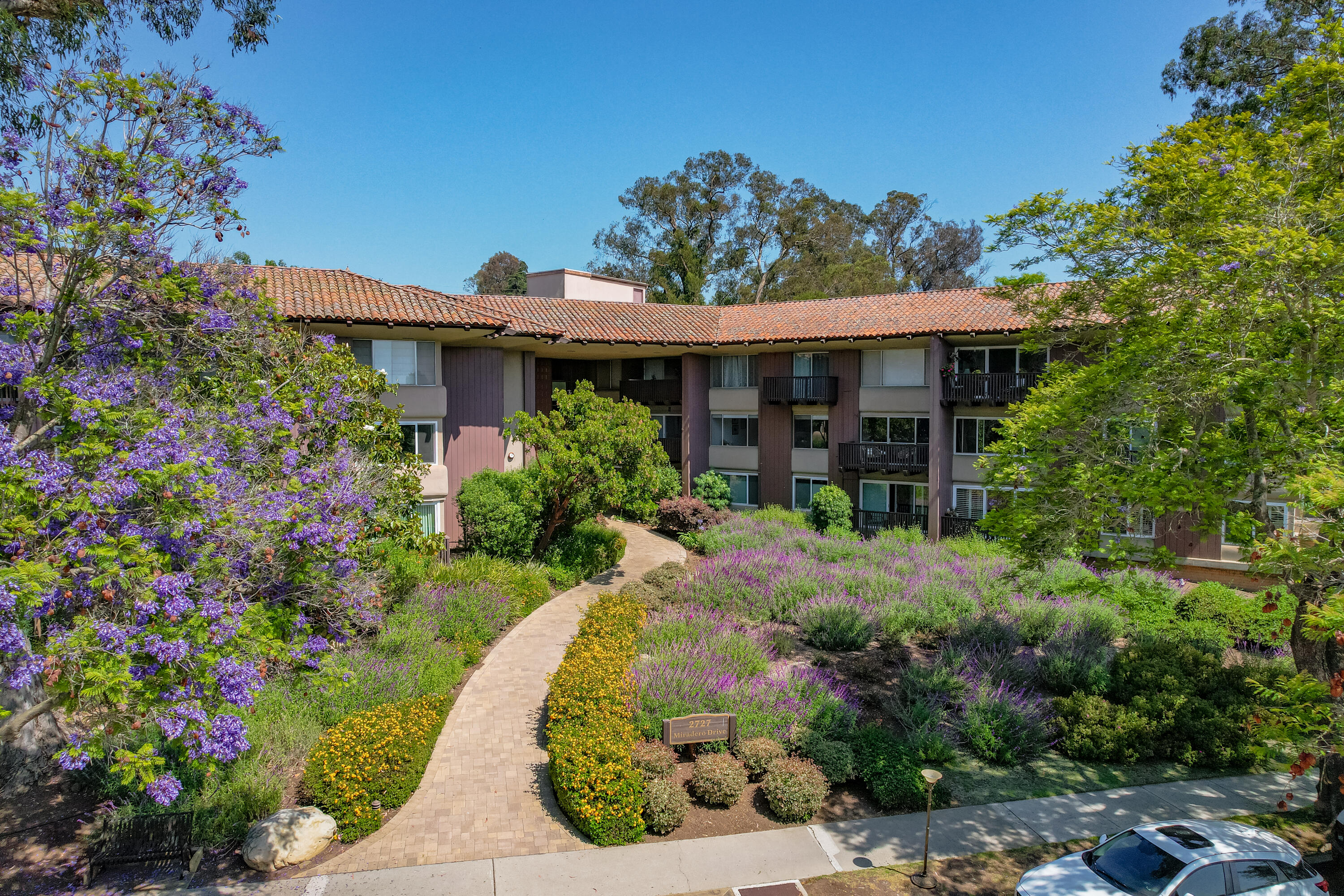 Santa Barbara, California 93105, United States, 2 Bedrooms Bedrooms, ,2 BathroomsBathrooms,Residential,Active,160605