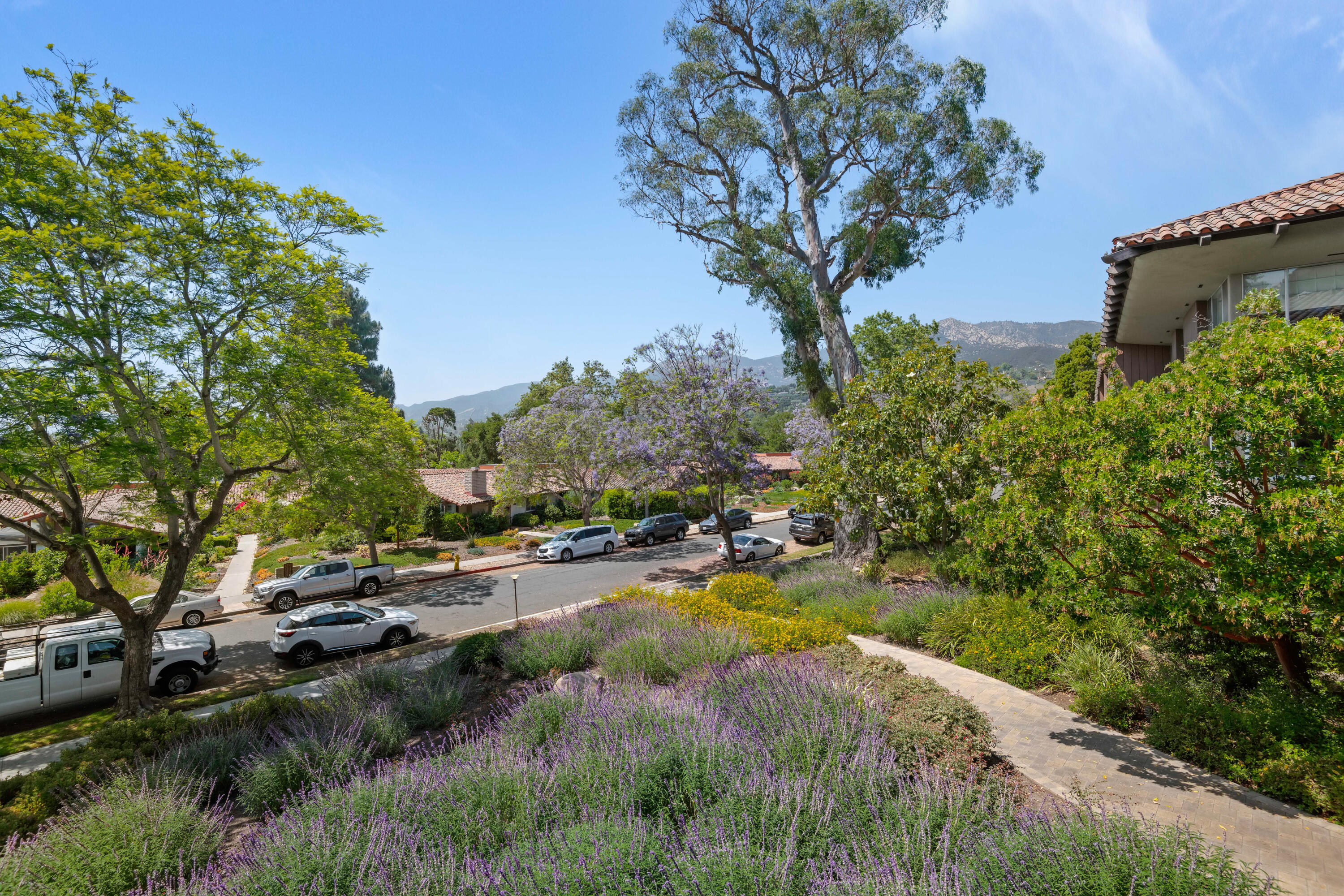 Santa Barbara, California 93105, United States, 2 Bedrooms Bedrooms, ,2 BathroomsBathrooms,Residential,Active,160605