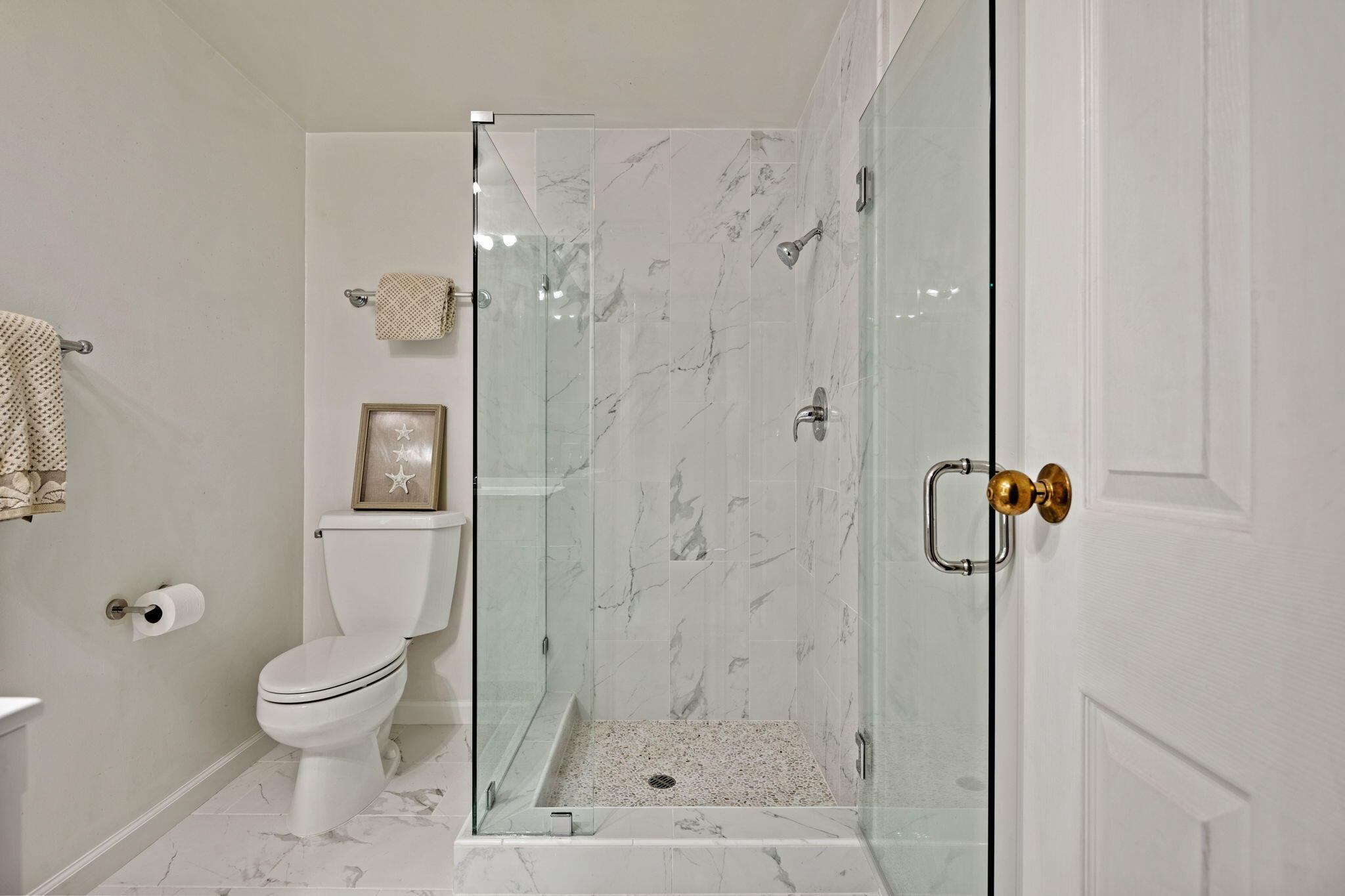 Santa Barbara, California 93105, United States, 2 Bedrooms Bedrooms, ,2 BathroomsBathrooms,Residential,Active,160605