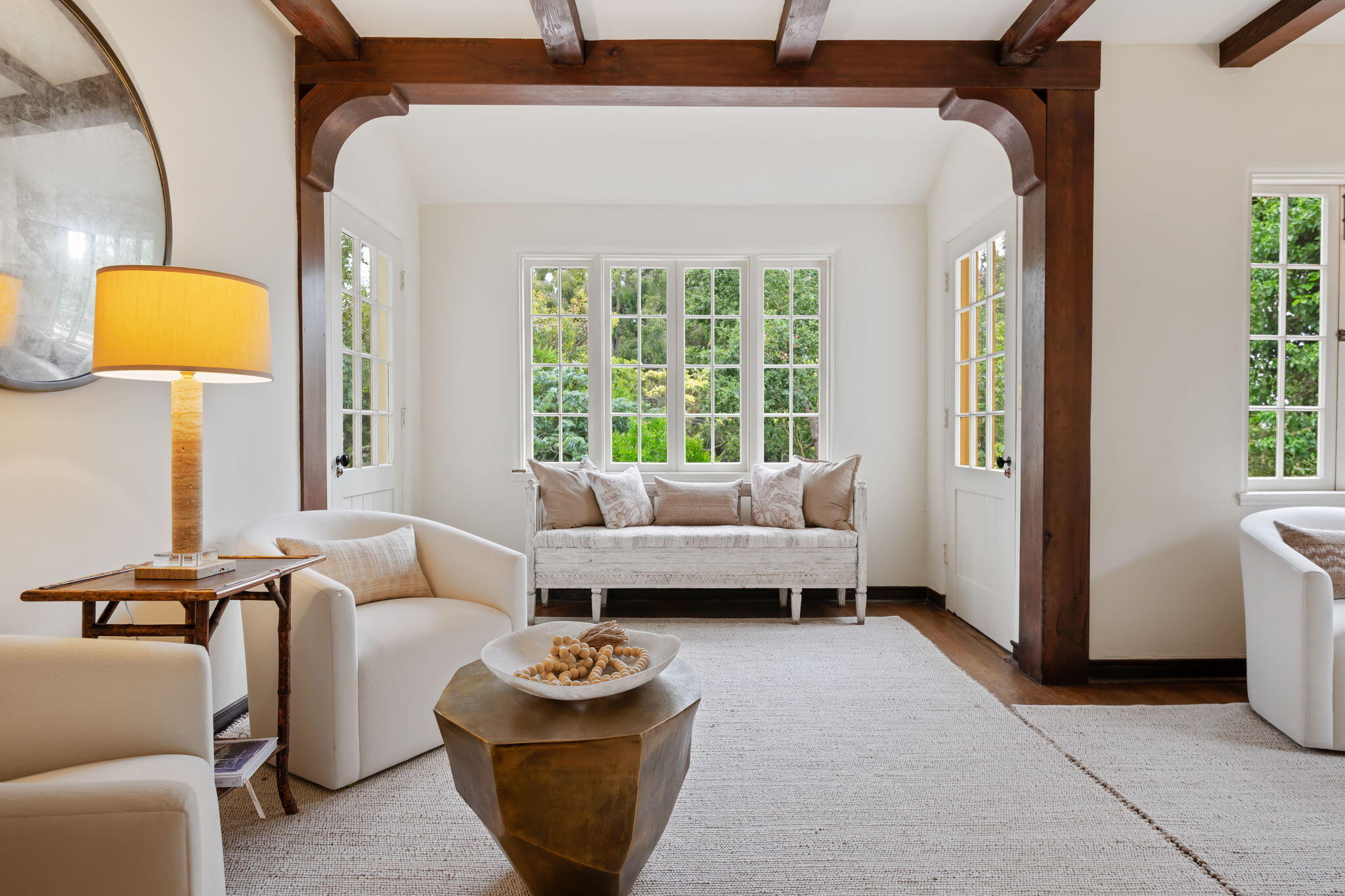 Santa Barbara, California 93103, United States, 3 Bedrooms Bedrooms, ,3 BathroomsBathrooms,Residential,Pending,123153