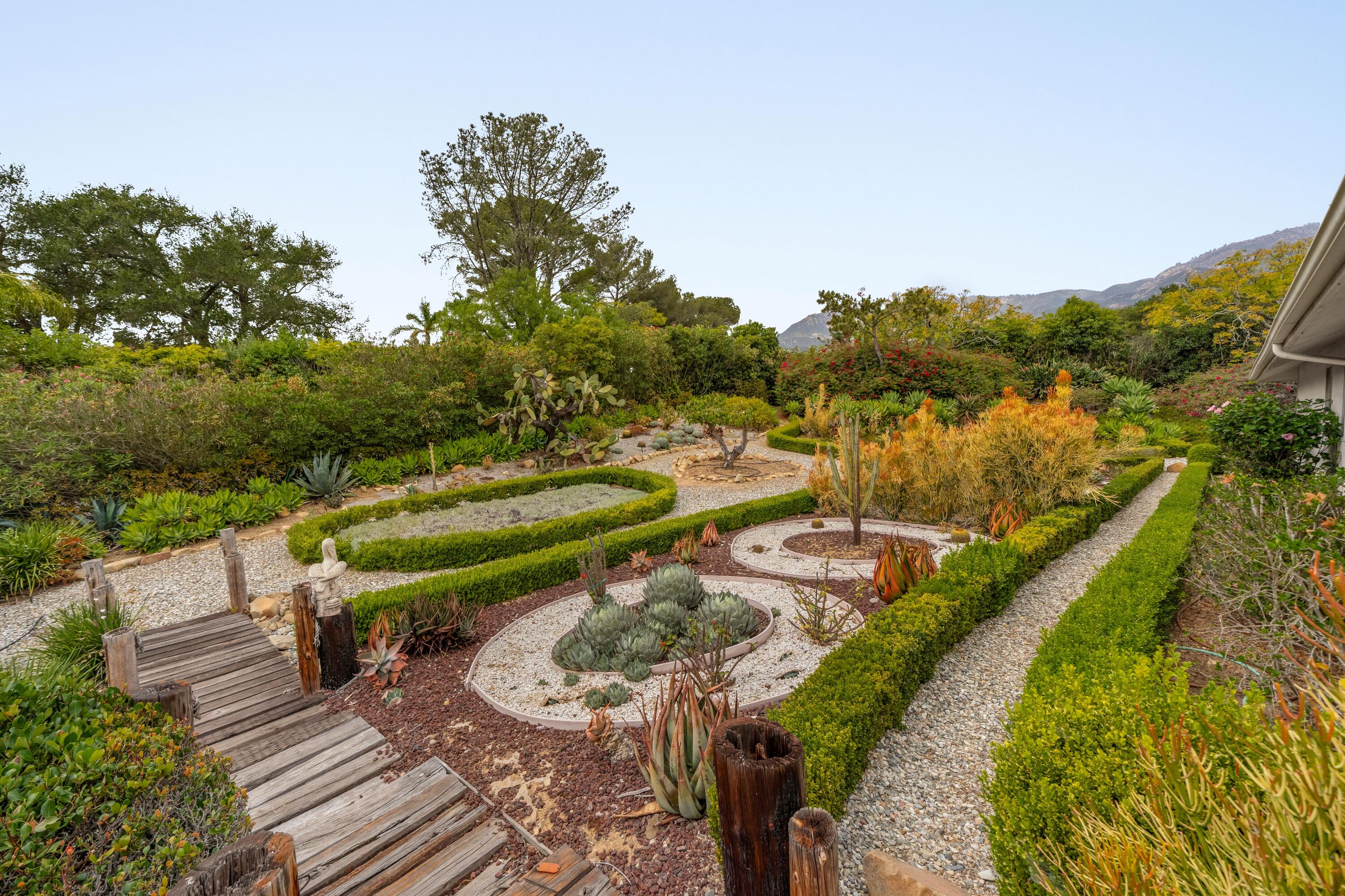 53 Tierra Cielo Lane