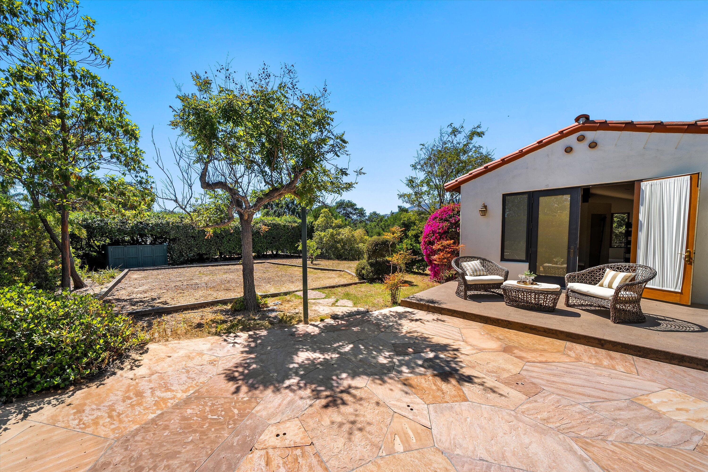 Goleta, California 93117, United States, 4 Bedrooms Bedrooms, ,4 BathroomsBathrooms,Residential,Active,179530