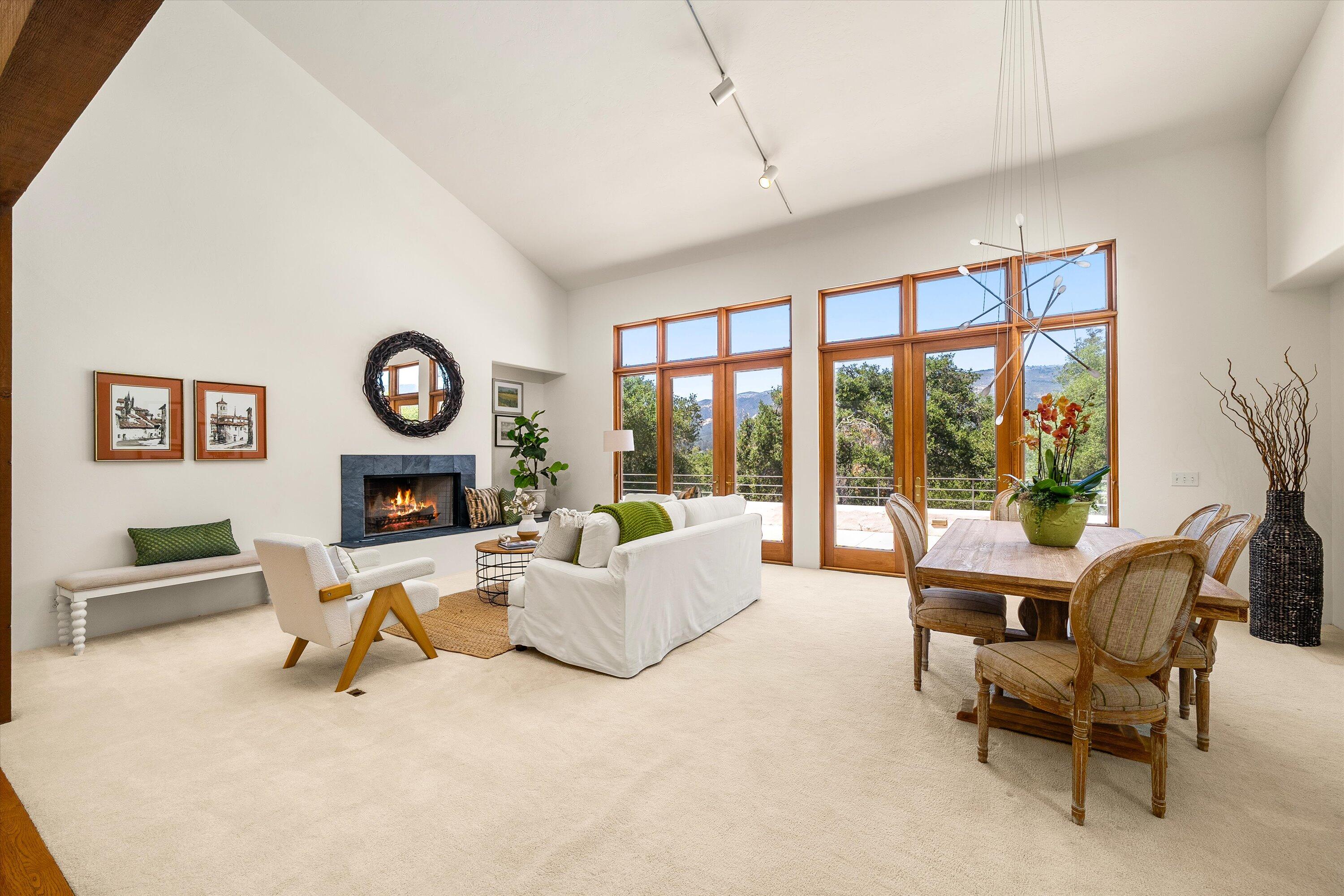 Goleta, California 93117, United States, 4 Bedrooms Bedrooms, ,4 BathroomsBathrooms,Residential,Active,179530