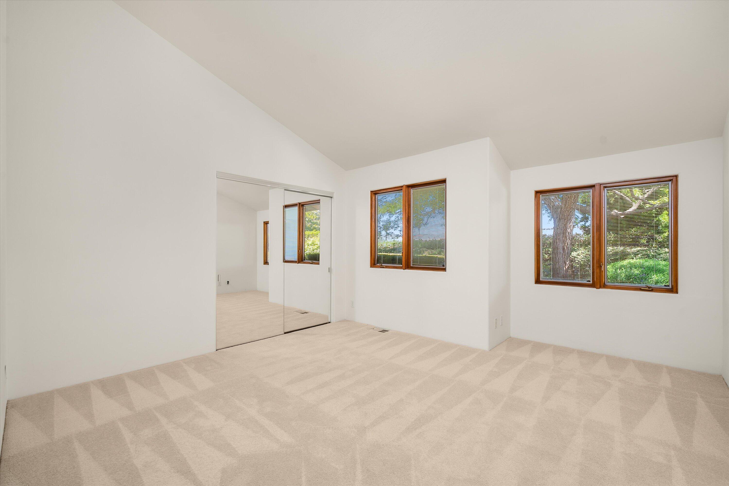 Goleta, California 93117, United States, 4 Bedrooms Bedrooms, ,4 BathroomsBathrooms,Residential,Active,179530