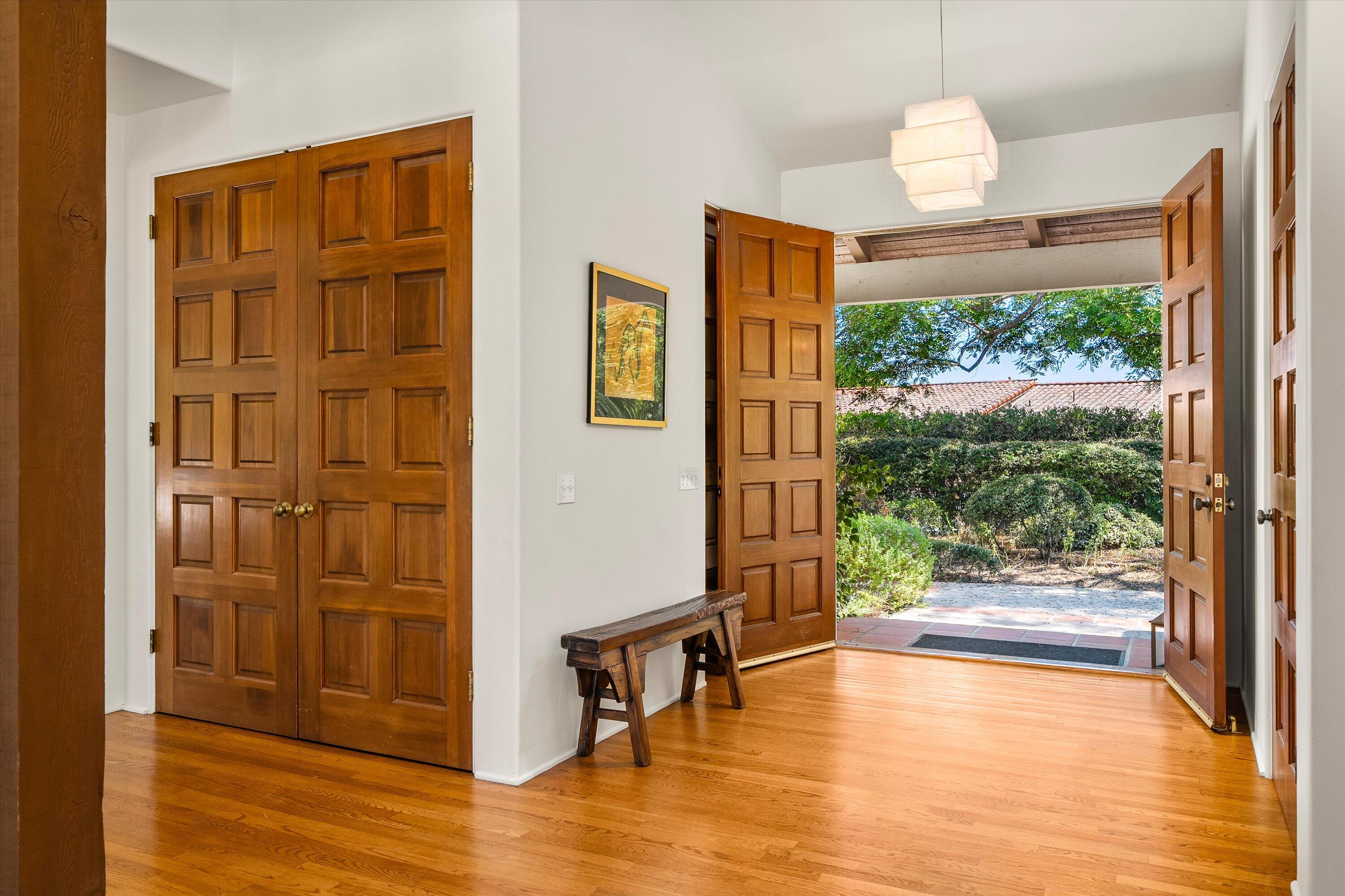 Goleta, California 93117, United States, 4 Bedrooms Bedrooms, ,4 BathroomsBathrooms,Residential,Active,179530