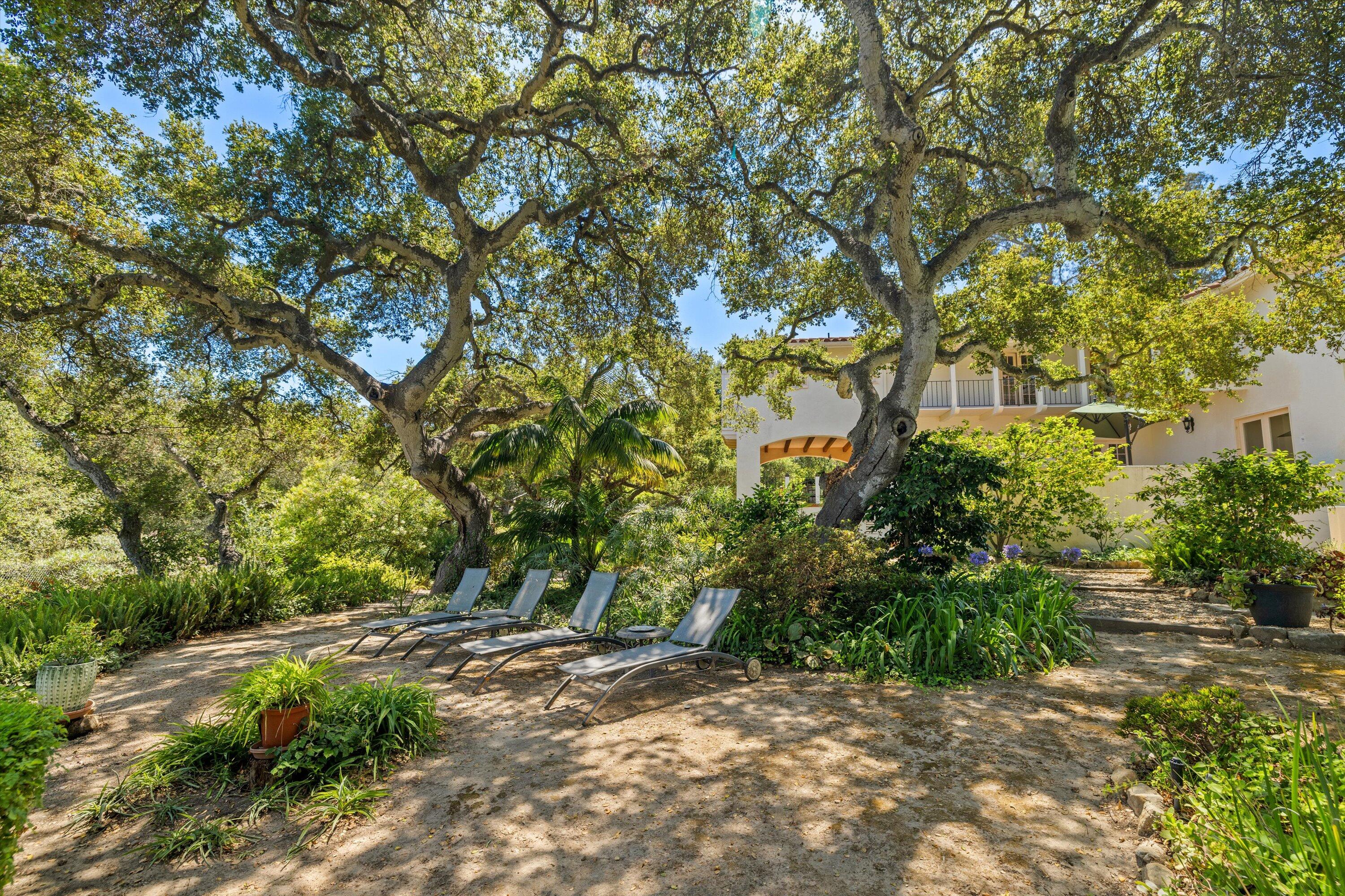 Montecito, California 93108, United States, 3 Bedrooms Bedrooms, ,4 BathroomsBathrooms,Residential,Active,146191