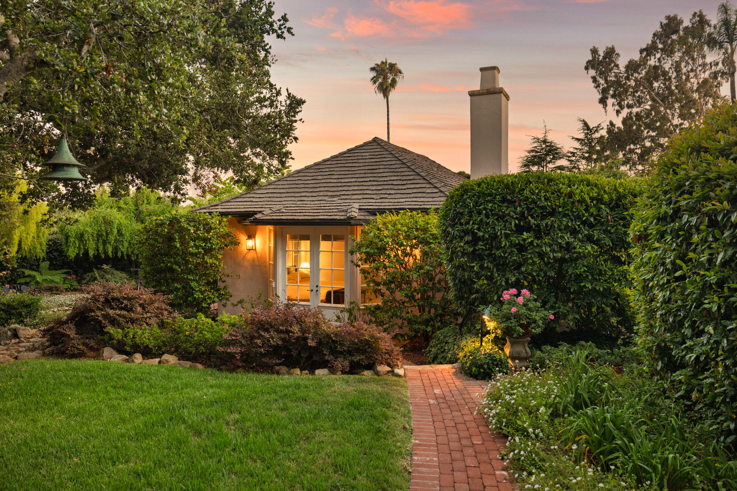 Santa Barbara, California 93108, United States, 3 Bedrooms Bedrooms, ,5 BathroomsBathrooms,Residential,Active,182126