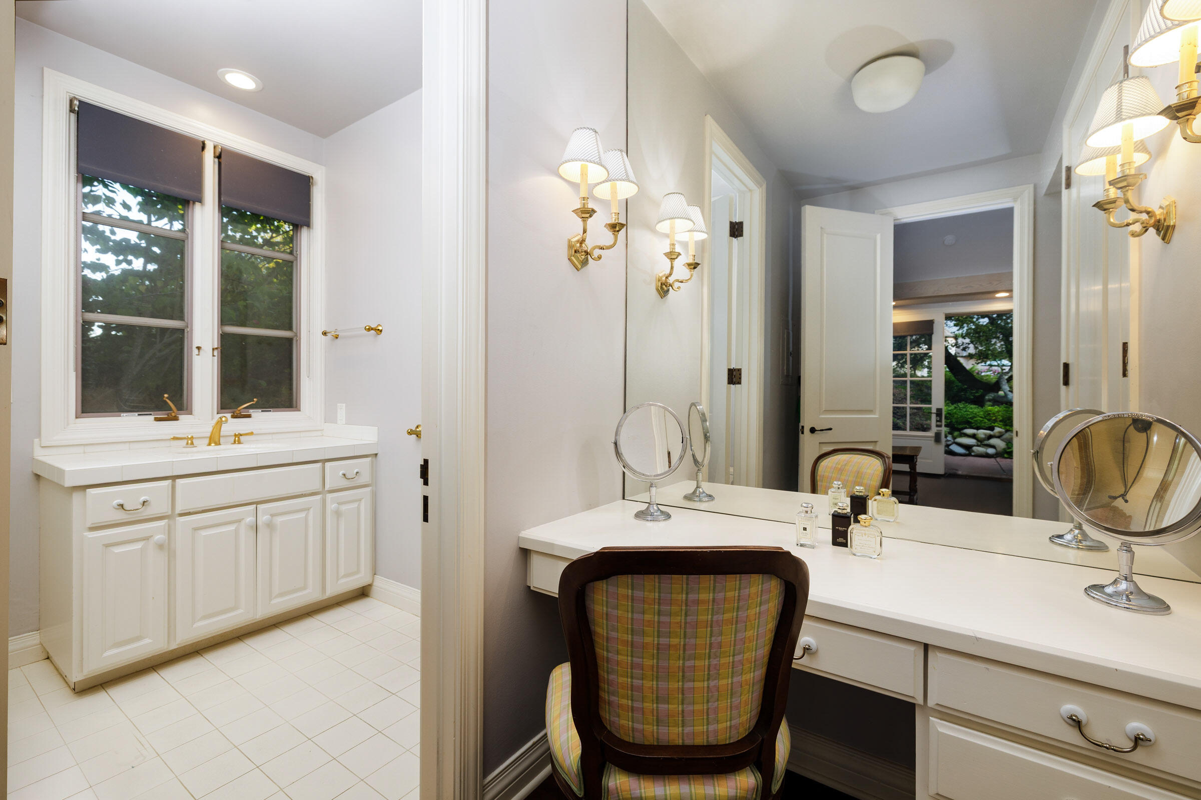 Santa Barbara, California 93108, United States, 3 Bedrooms Bedrooms, ,5 BathroomsBathrooms,Residential,Active,182126