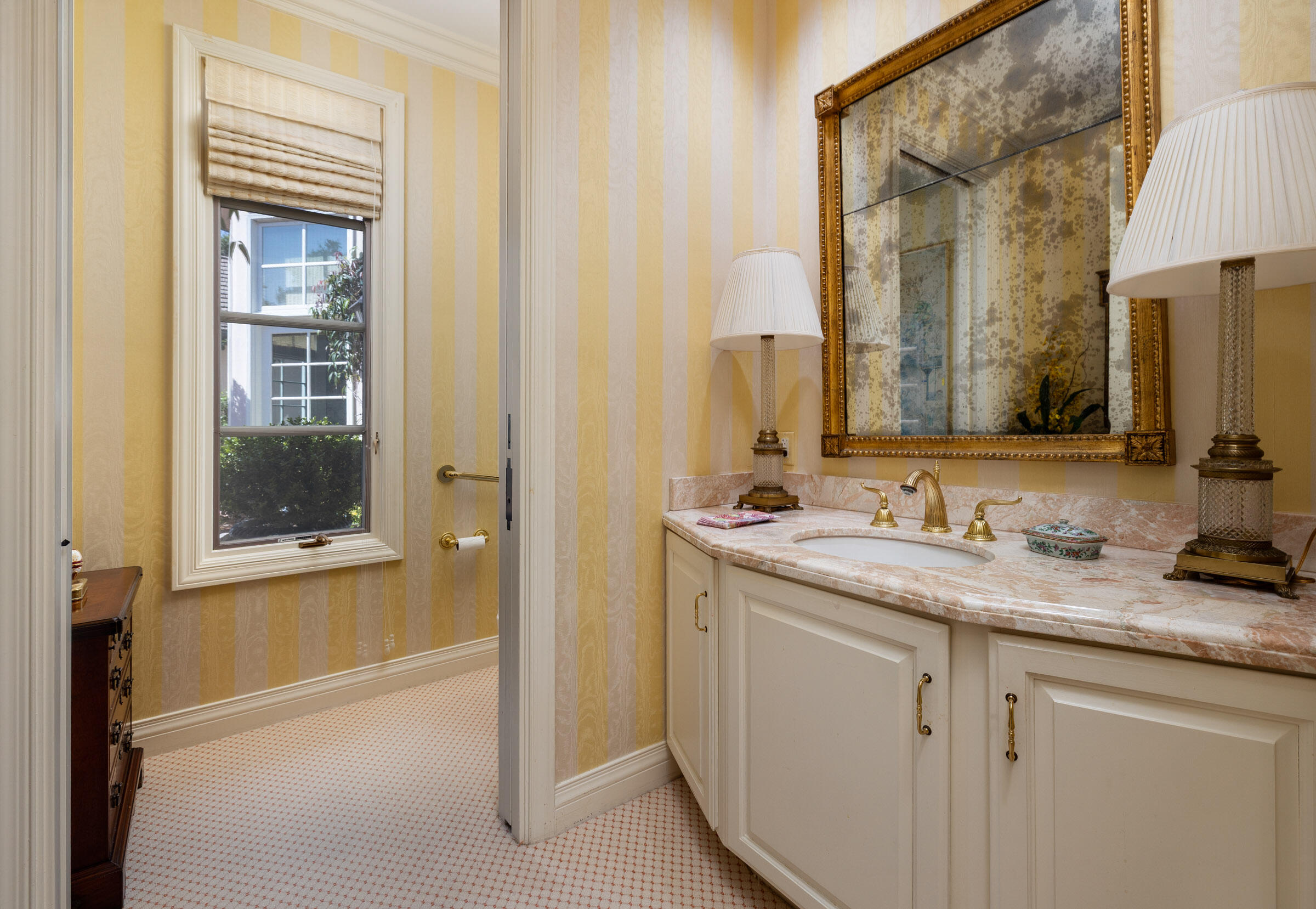 Santa Barbara, California 93108, United States, 3 Bedrooms Bedrooms, ,5 BathroomsBathrooms,Residential,Active,182126