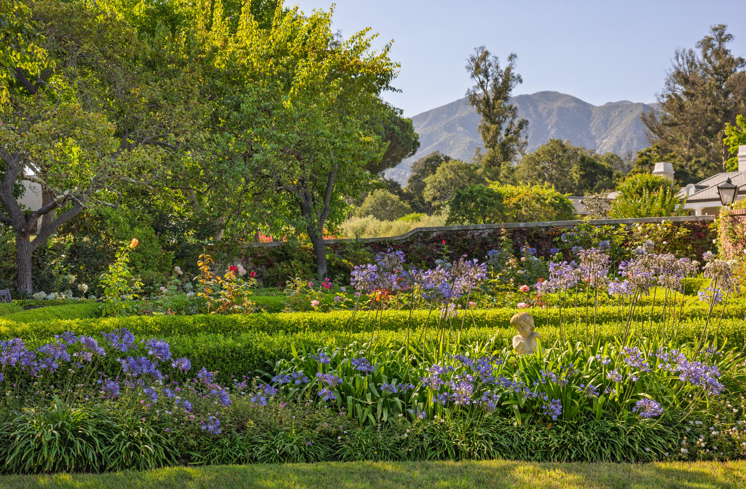 Santa Barbara, California 93108, United States, 3 Bedrooms Bedrooms, ,5 BathroomsBathrooms,Residential,Active,182126