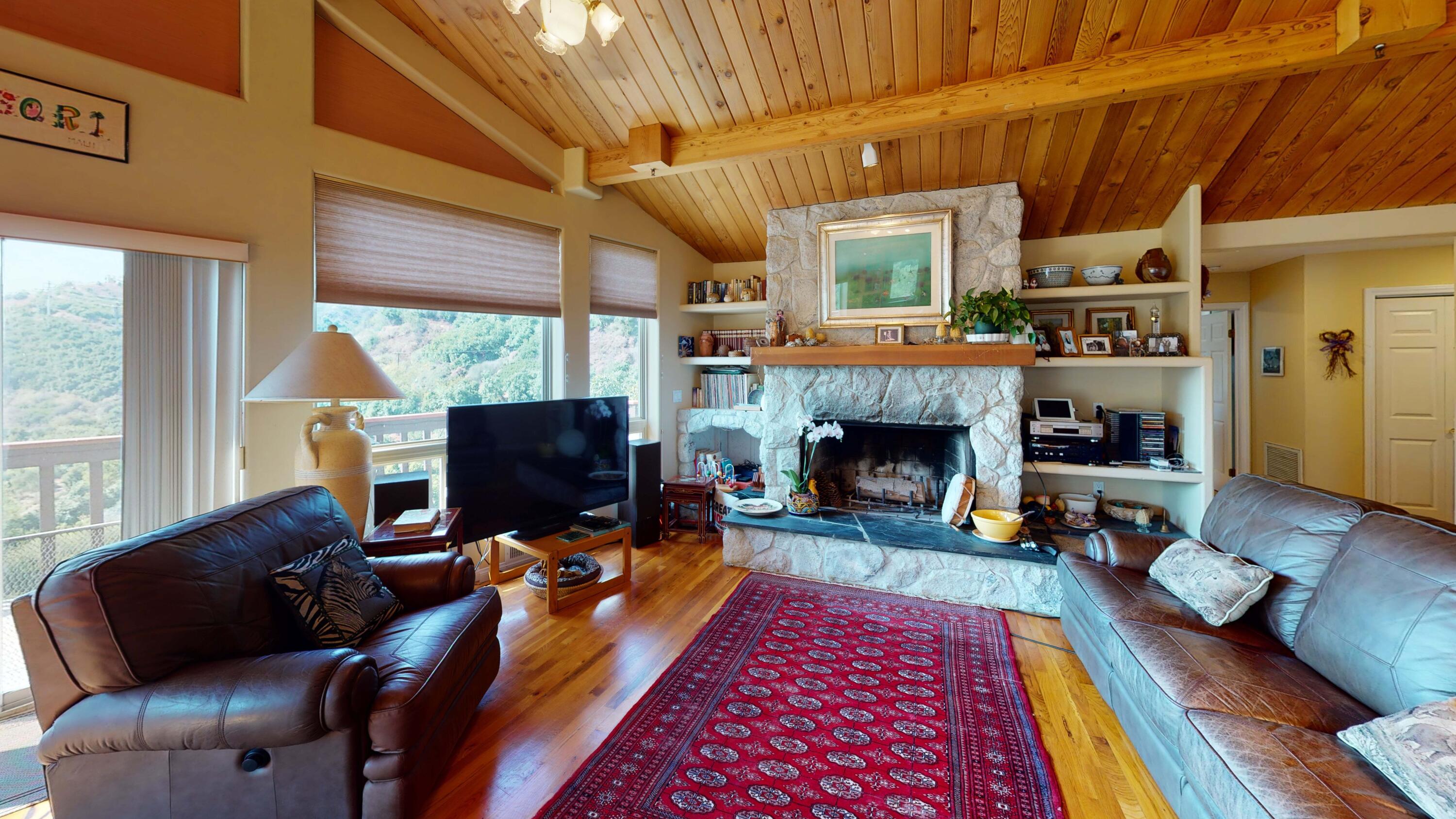 Ventura, California 93001, United States, 3 Bedrooms Bedrooms, ,2 BathroomsBathrooms,Residential,Active,61614