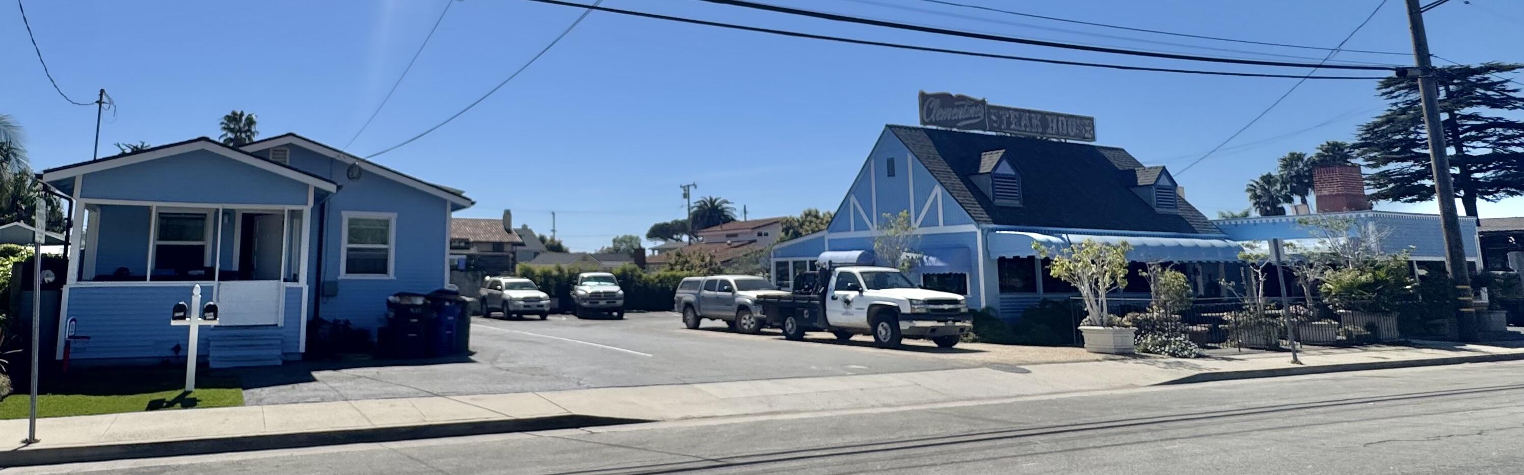 4631 Carpinteria Avenue