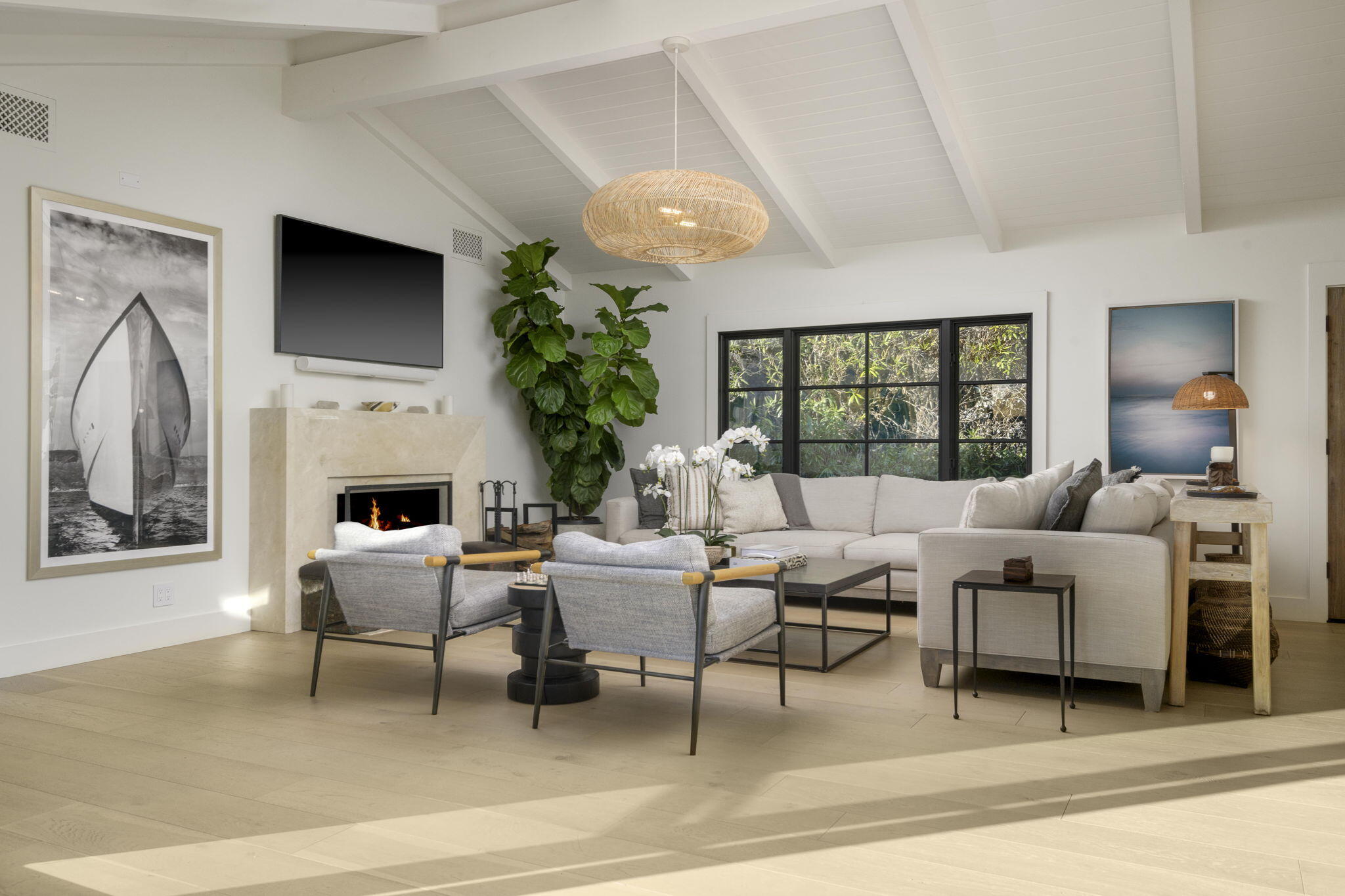 Santa Barbara, California 93108, United States, 4 Bedrooms Bedrooms, ,3 BathroomsBathrooms,Residential,Active,91588