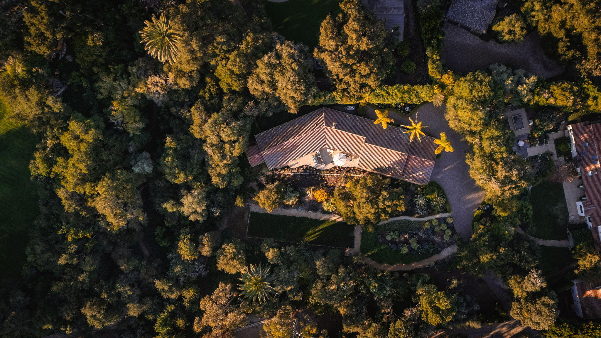 Santa Barbara, California 93108, United States, 4 Bedrooms Bedrooms, ,3 BathroomsBathrooms,Residential,Active,91588