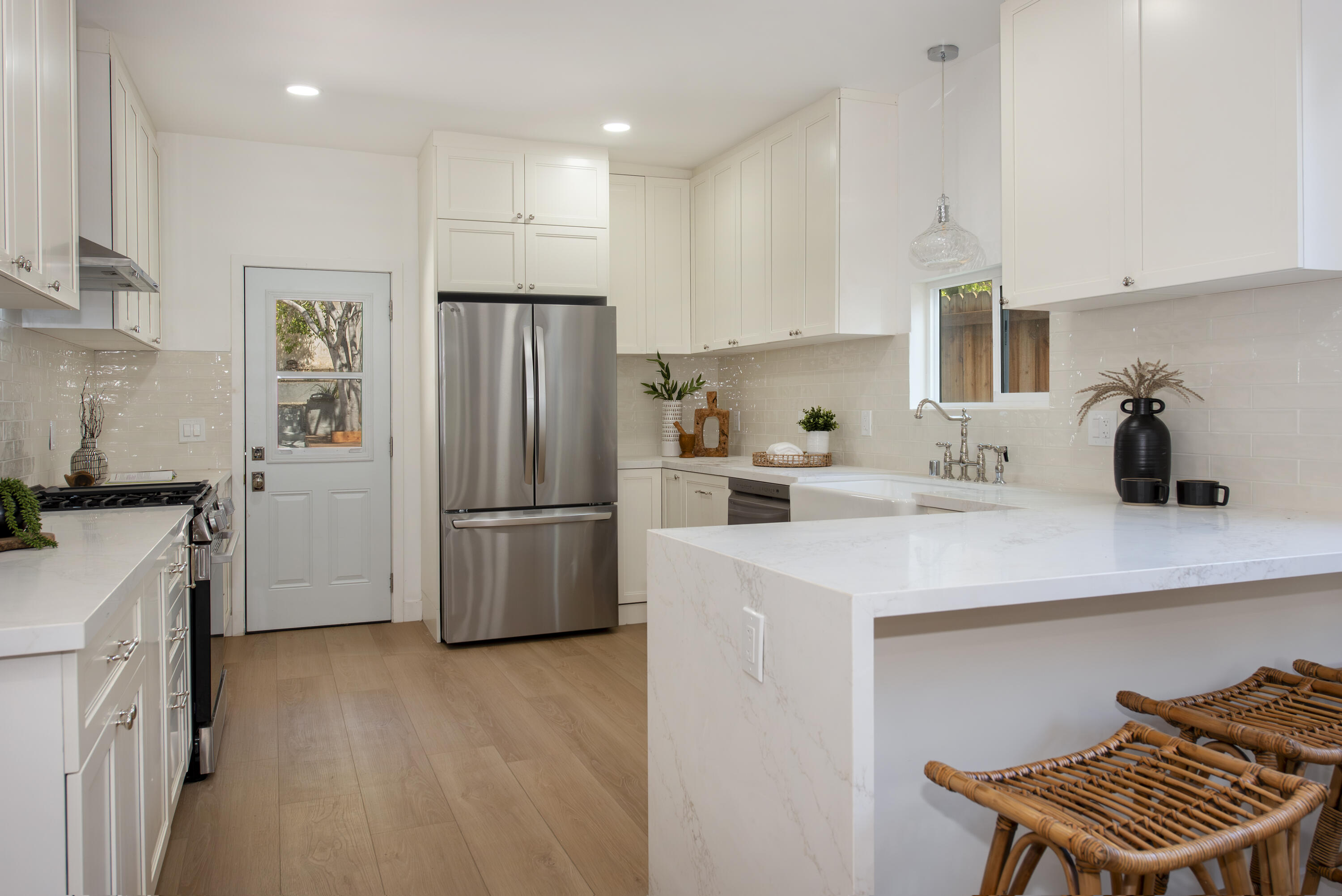 405 E Figueroa Street