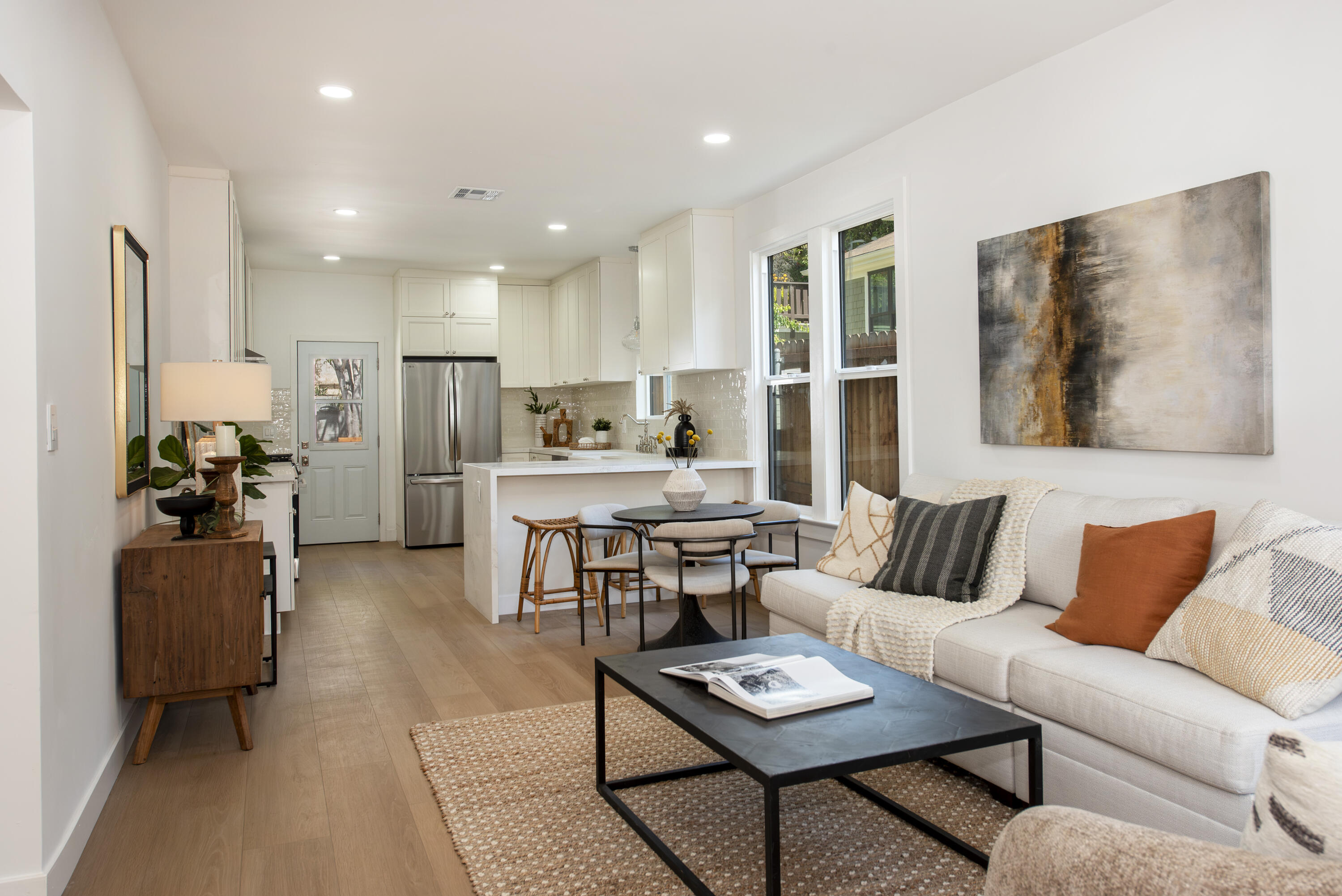 405 E Figueroa Street