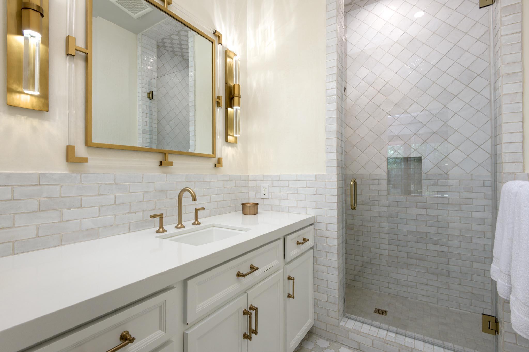 Santa Barbara, California 93105, United States, 3 Bedrooms Bedrooms, ,4 BathroomsBathrooms,Residential,Active,157626