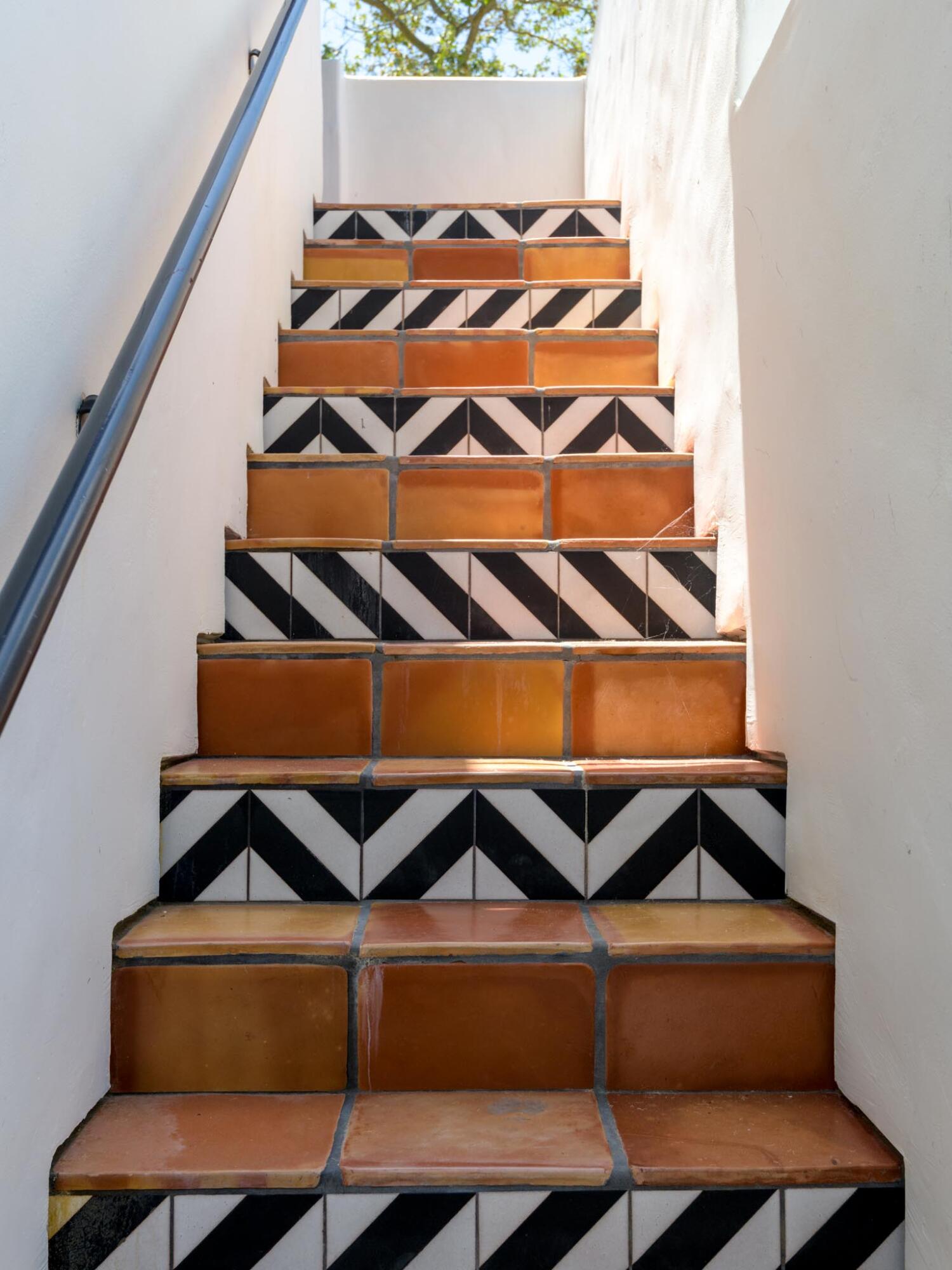 Santa Barbara, California 93105, United States, 3 Bedrooms Bedrooms, ,4 BathroomsBathrooms,Residential,Active,157626