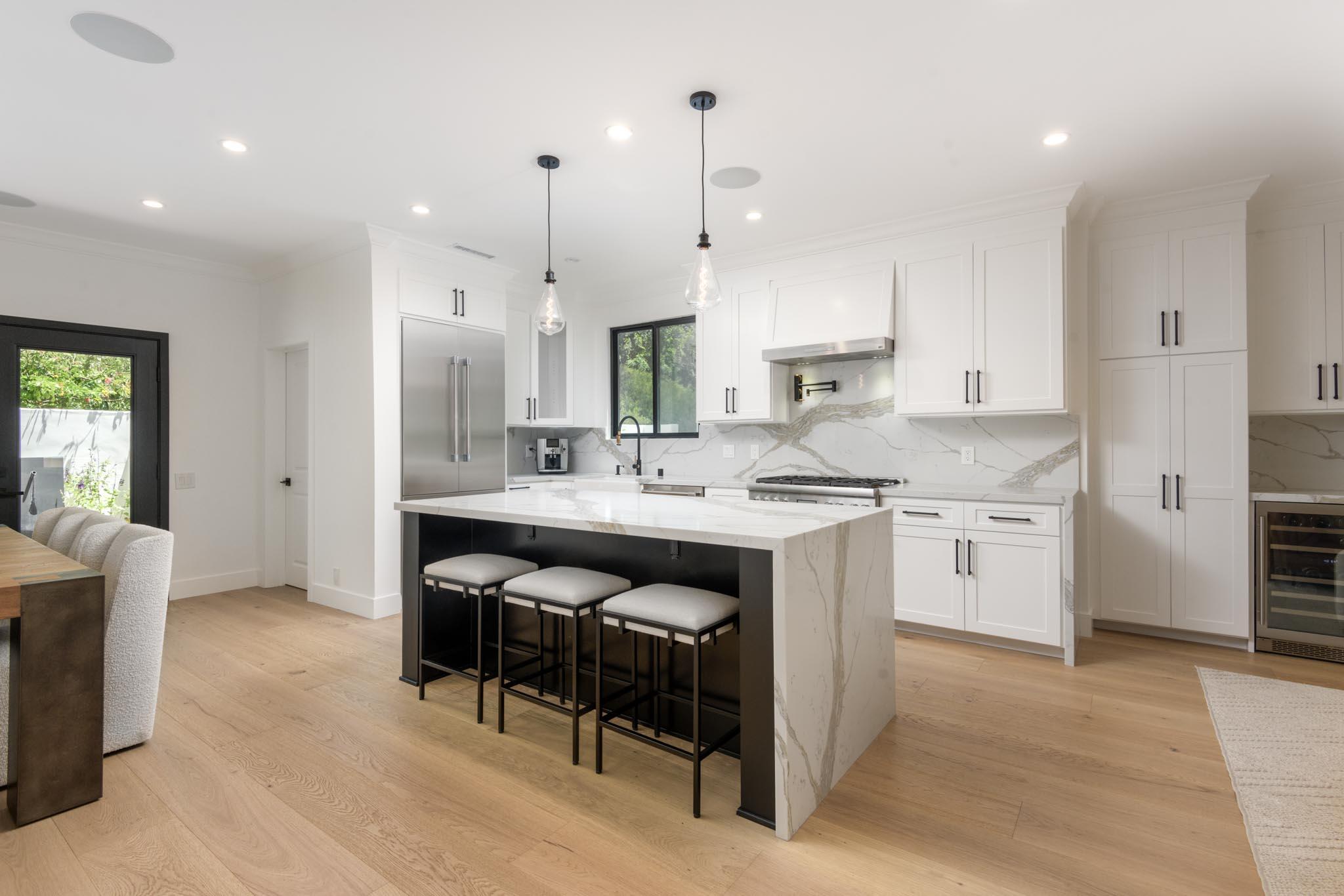 Santa Barbara, California 93105, United States, 3 Bedrooms Bedrooms, ,4 BathroomsBathrooms,Residential,Active,157626