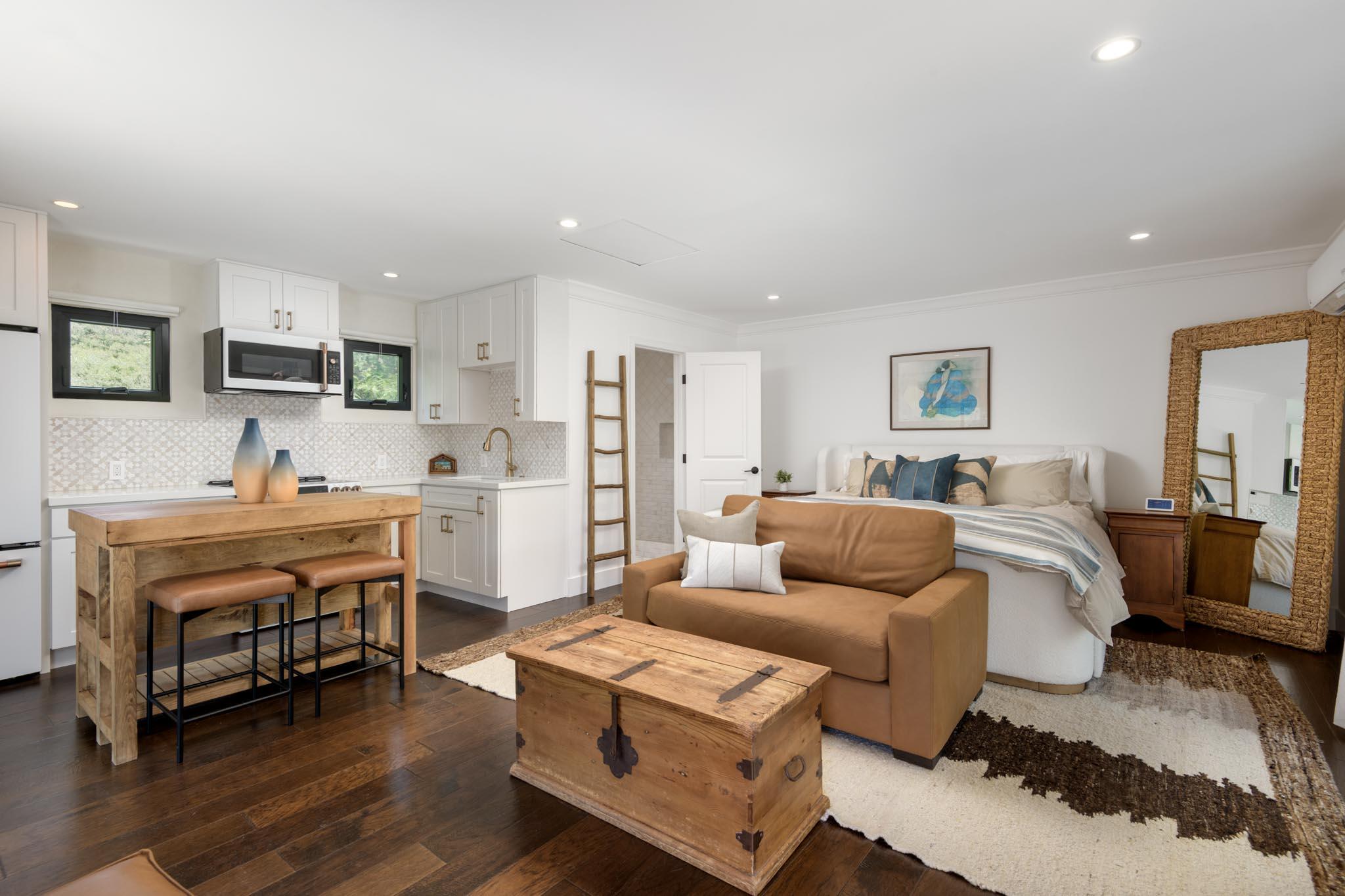 Santa Barbara, California 93105, United States, 3 Bedrooms Bedrooms, ,4 BathroomsBathrooms,Residential,Active,157626