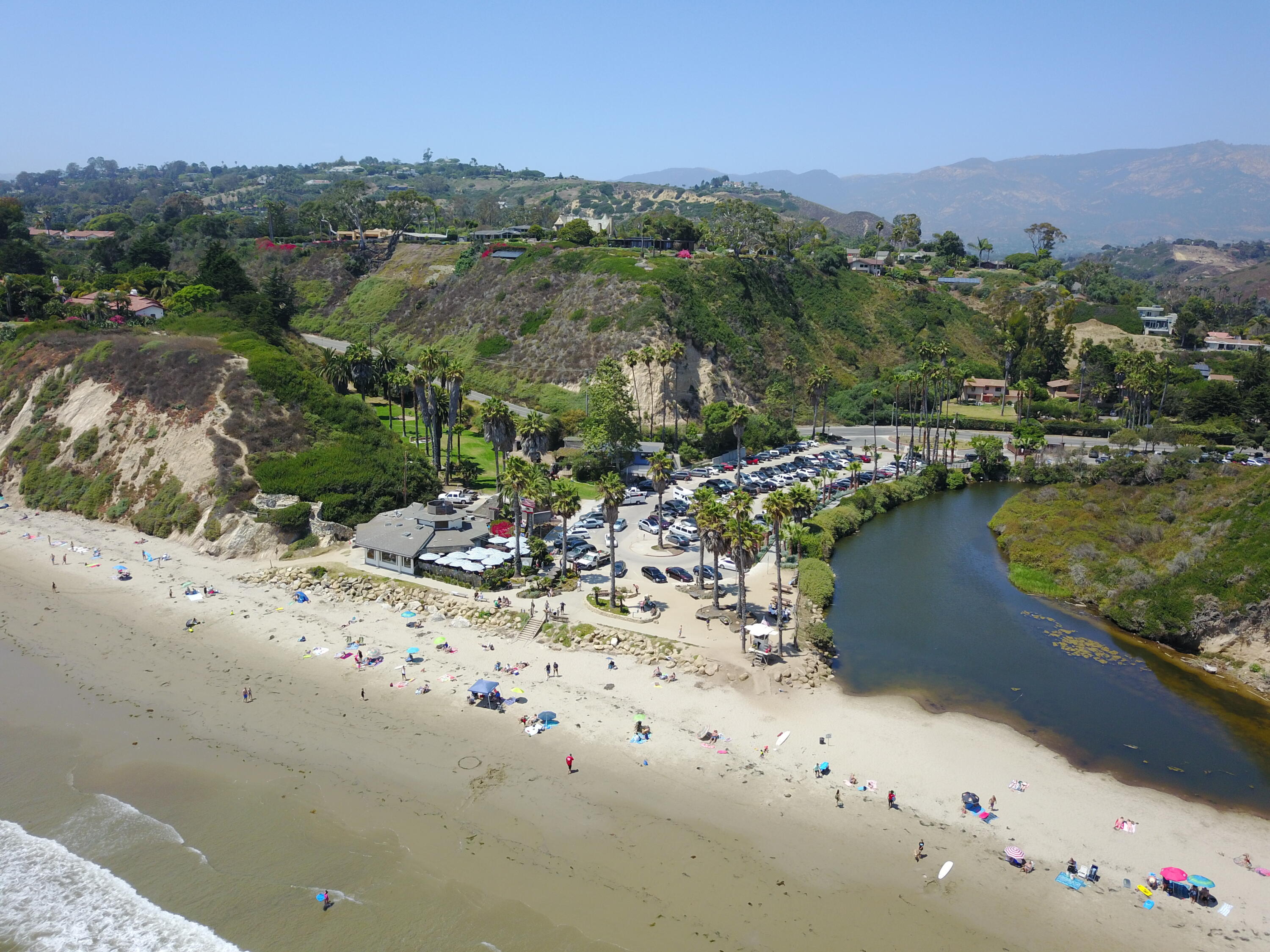 Santa Barbara, California 93105, United States, 3 Bedrooms Bedrooms, ,4 BathroomsBathrooms,Residential,Active,157626