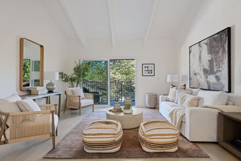 Photo of 968 Miramonte Drive #6, SANTA BARBARA, CA 93109 (MLS # 25-3784)