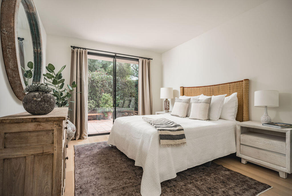 Santa Barbara, California 93108, United States, 3 Bedrooms Bedrooms, ,3 BathroomsBathrooms,Residential,Active,222461